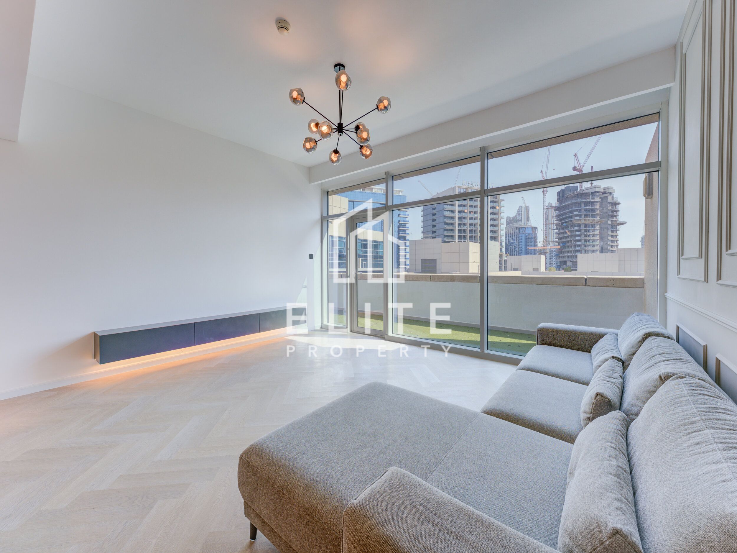 VACANT ON TRANFER | UPGRADED | BIG LAYOUT