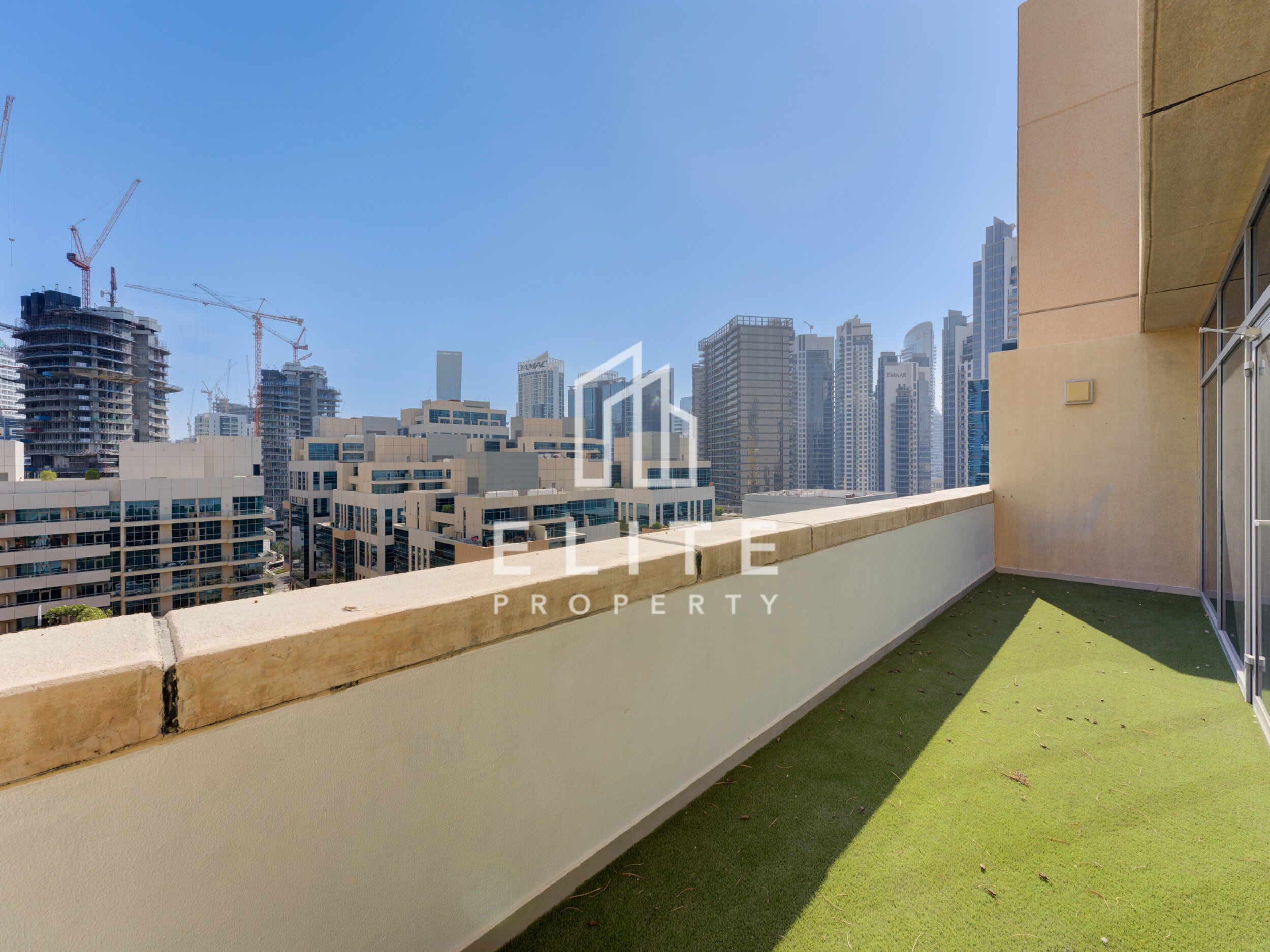 VACANT ON TRANFER | UPGRADED | BIG LAYOUT