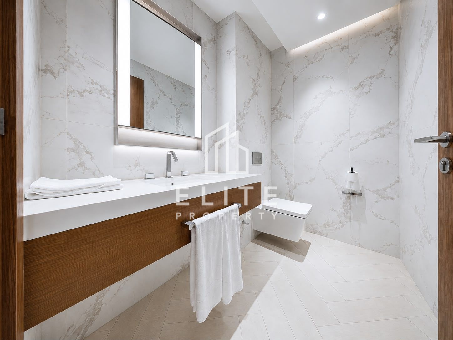 Luxury 3BR | Closed Kitchen | Burj & Fountain View