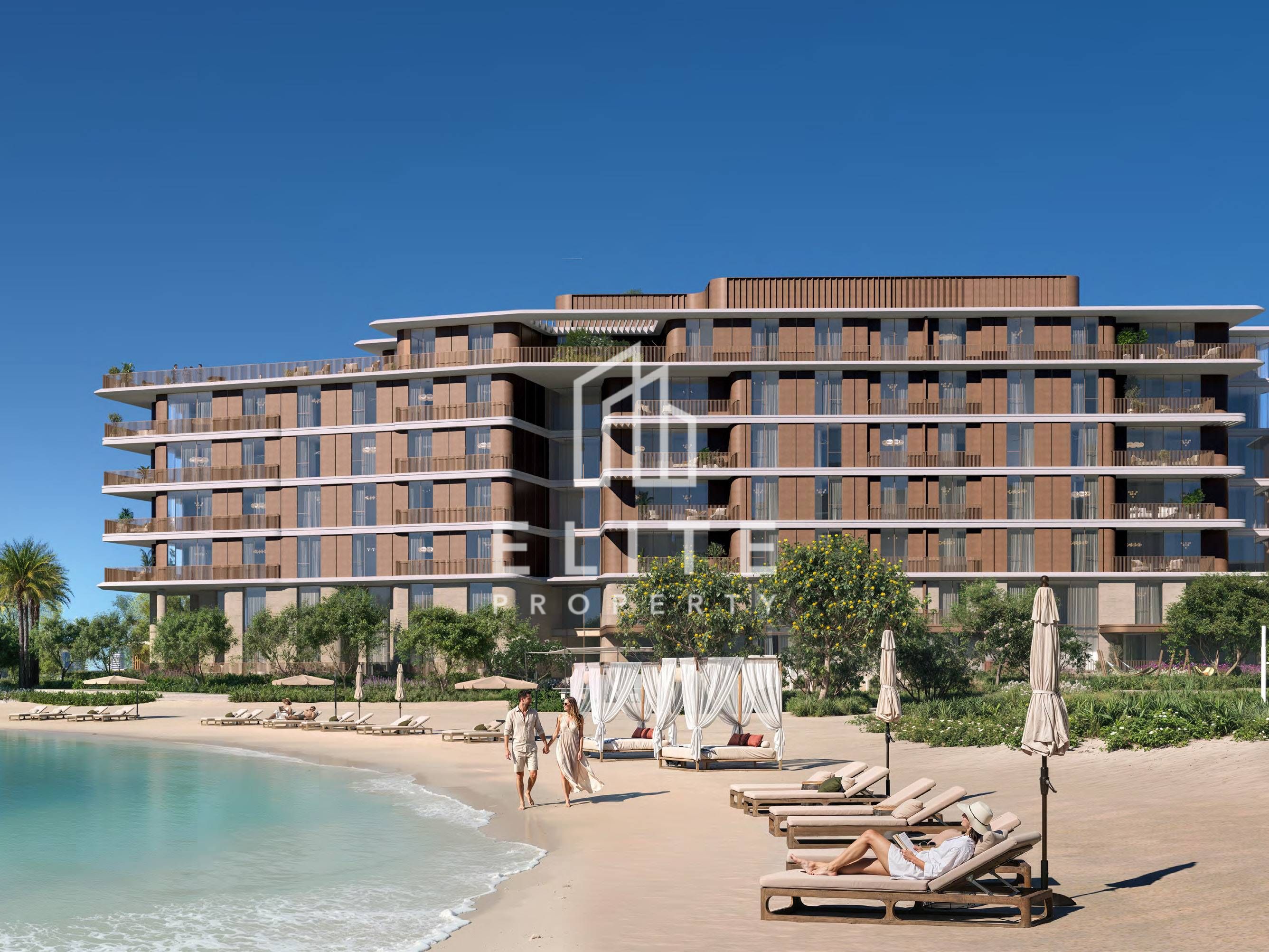 Lux Beachfront Living I Early Palm Jebel Ali Entry