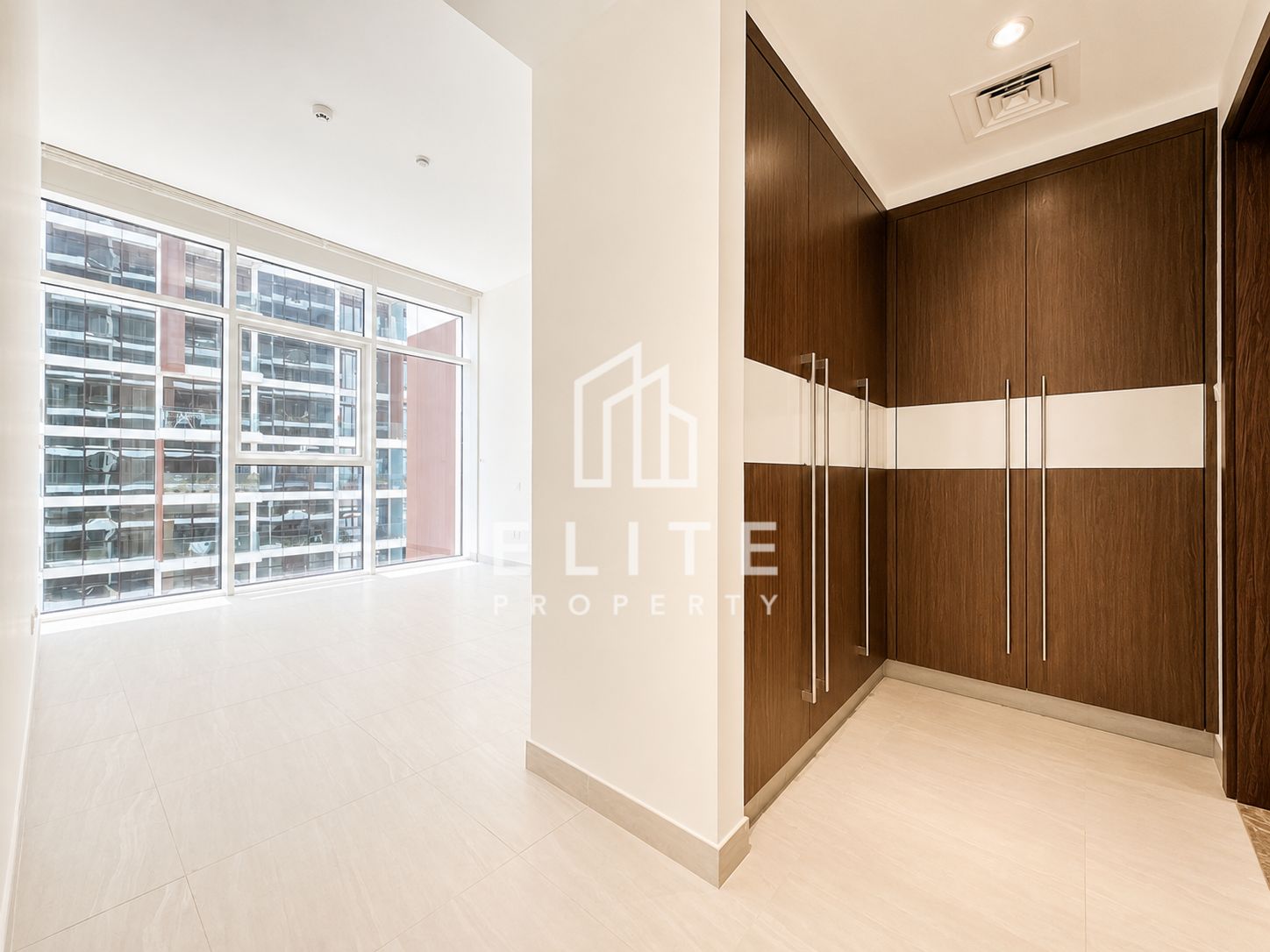 Large Layout | Exclusive | Dubai Frame View