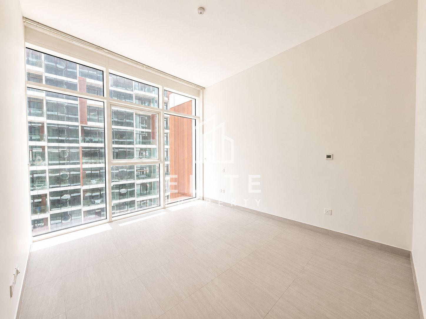 Large Layout | Exclusive | Dubai Frame View