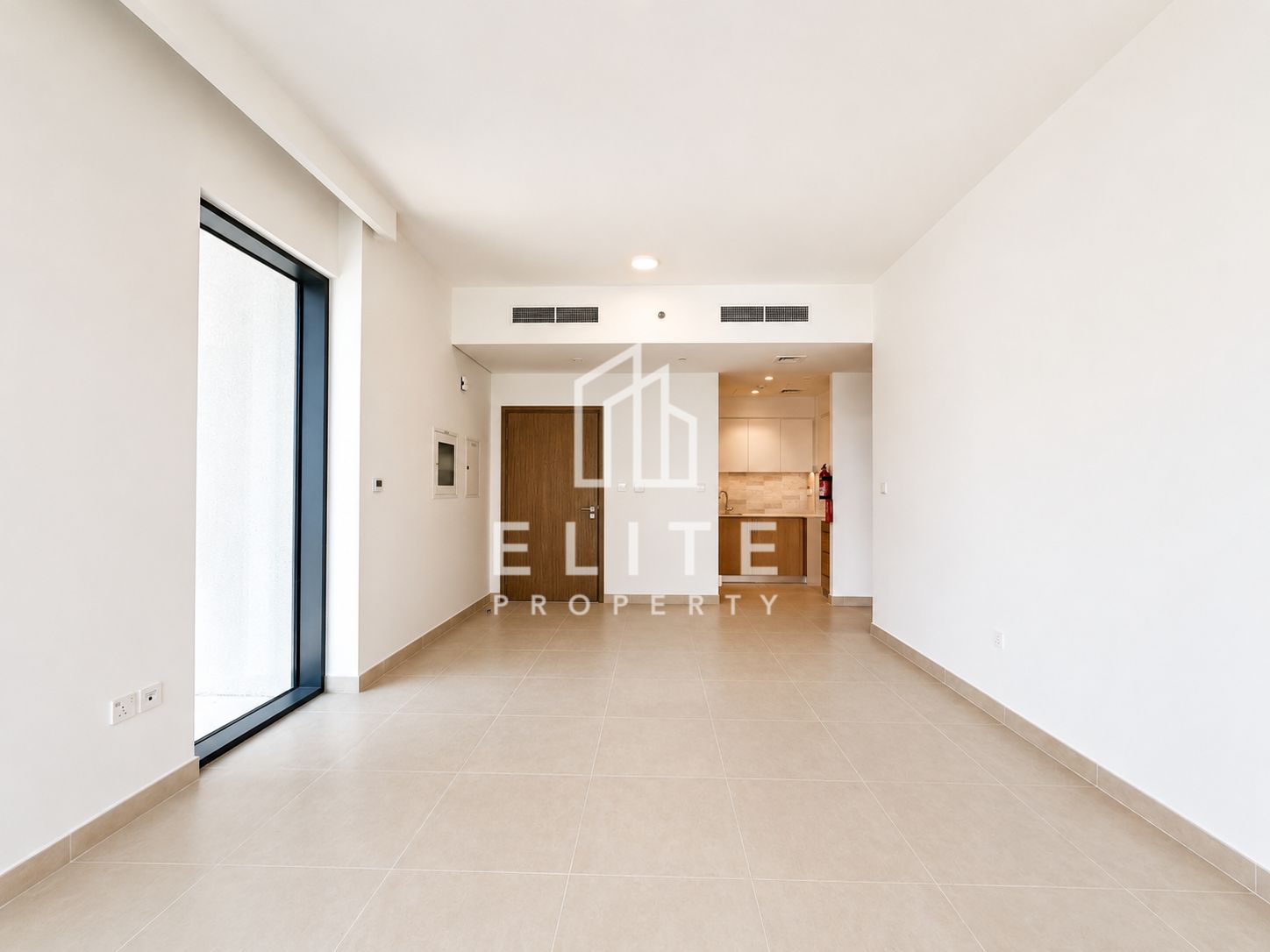 Corner Layout | Low Rise Building | Sea View