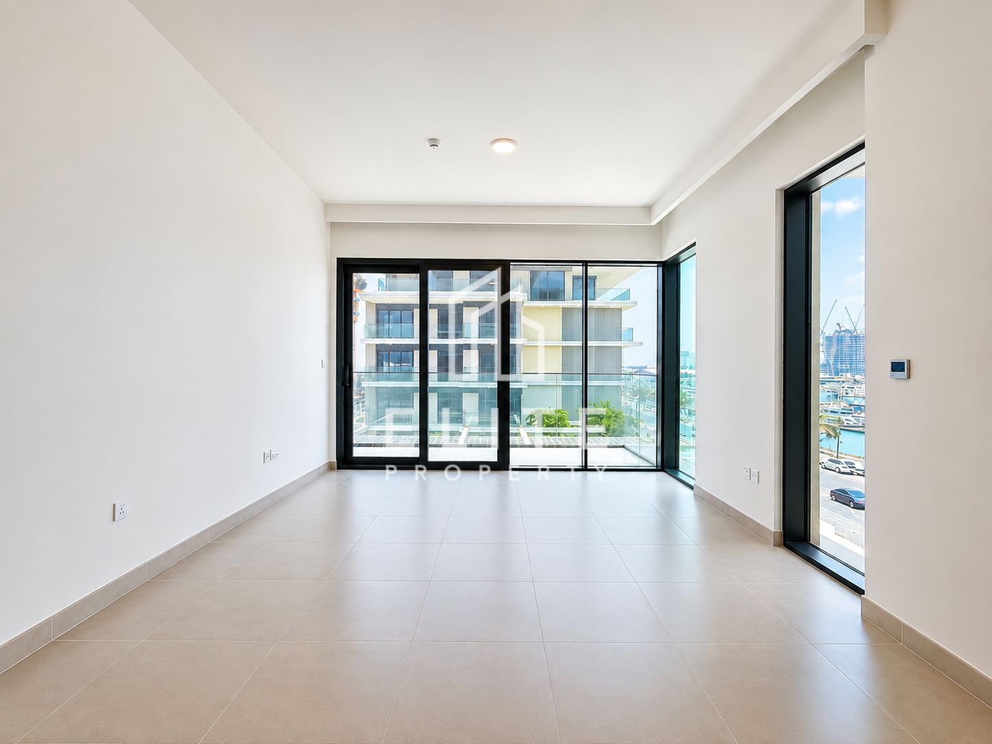 Corner Layout | Low Rise Building | Sea View