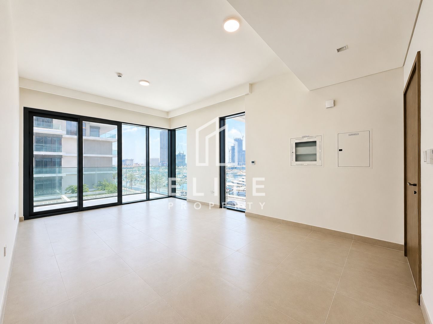 Corner Layout | Low Rise Building | Sea View