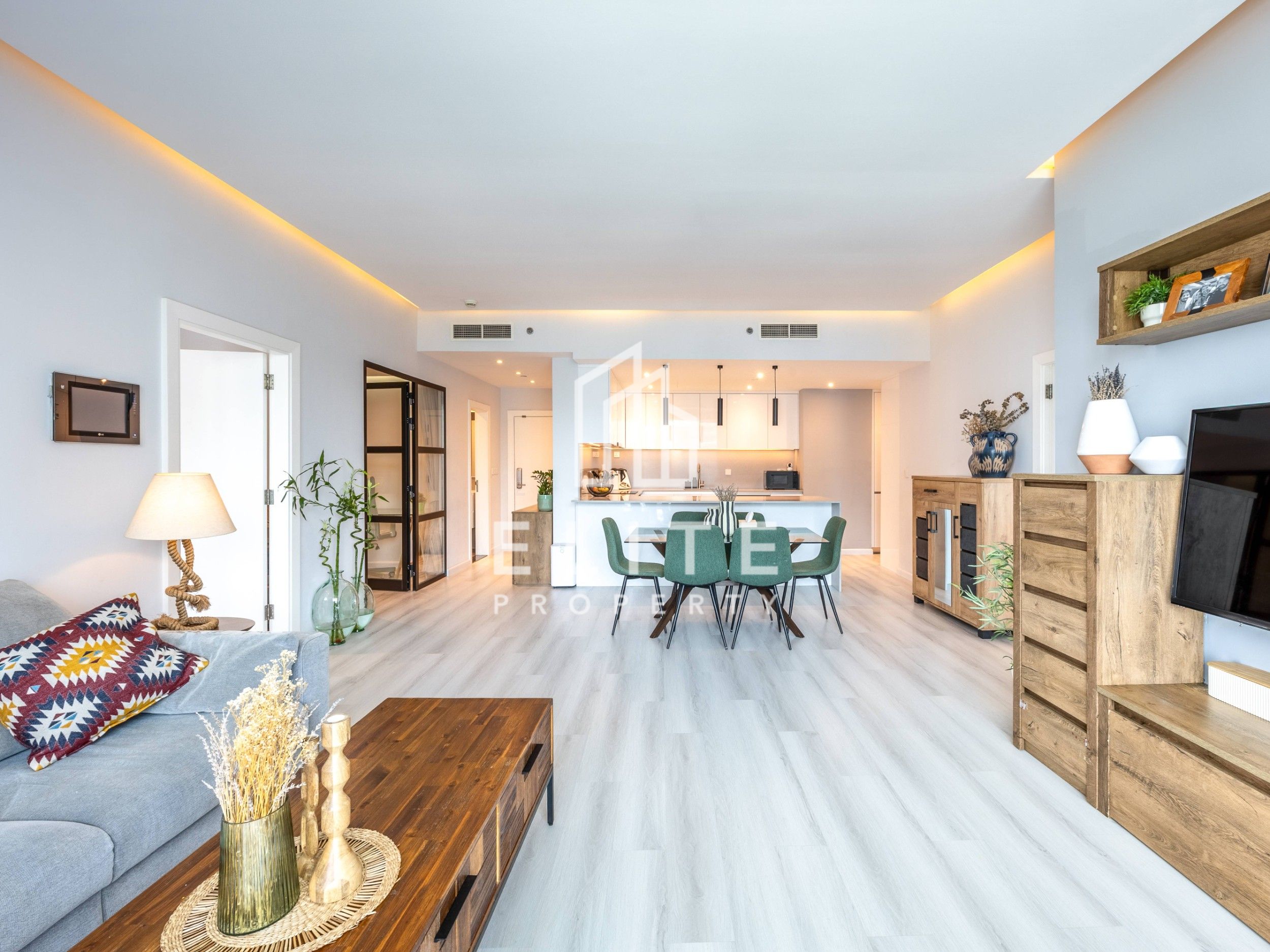 Fully Upgraded | Business bay | Park View