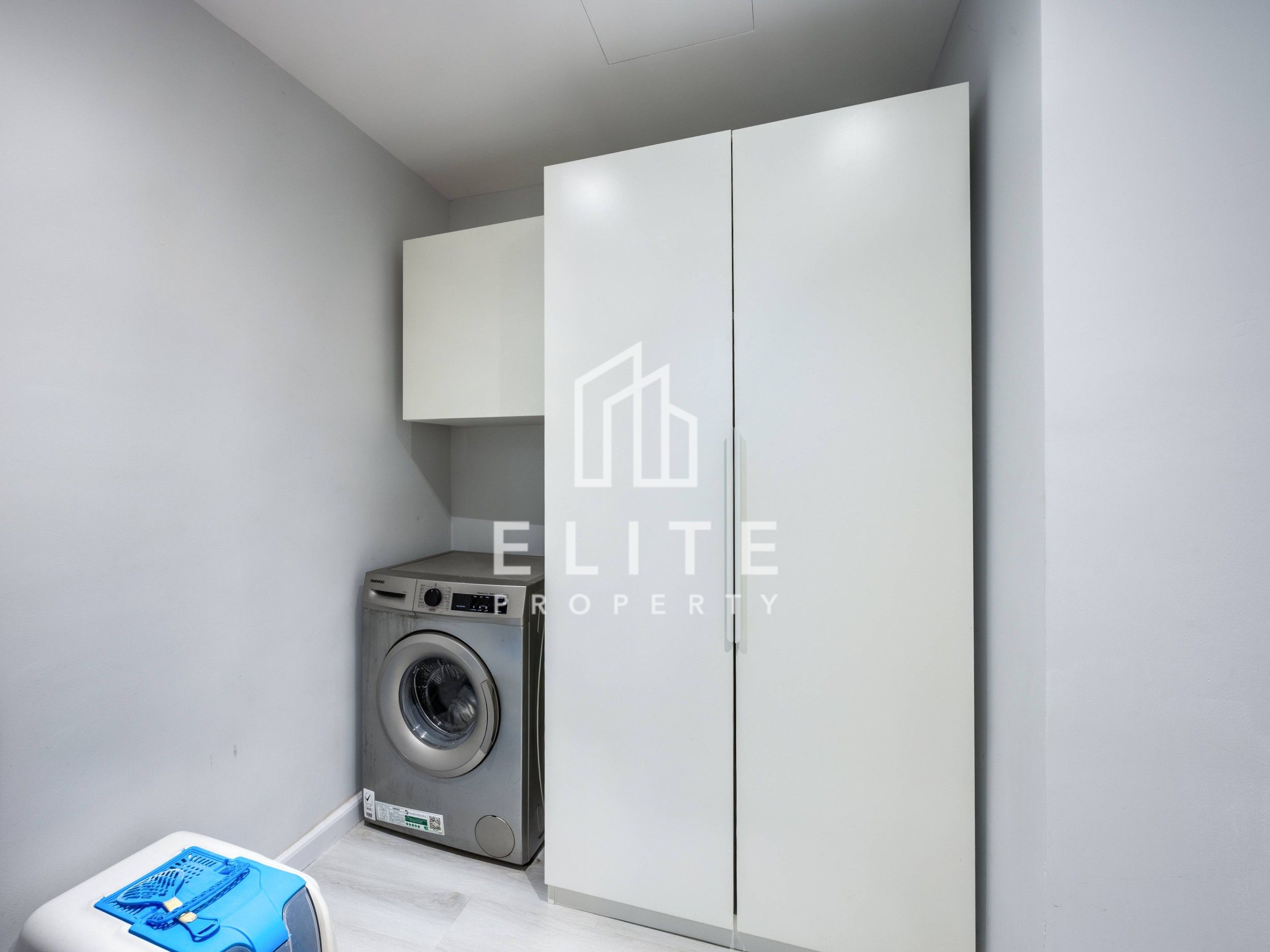 Fully Upgraded | Business bay | Park View
