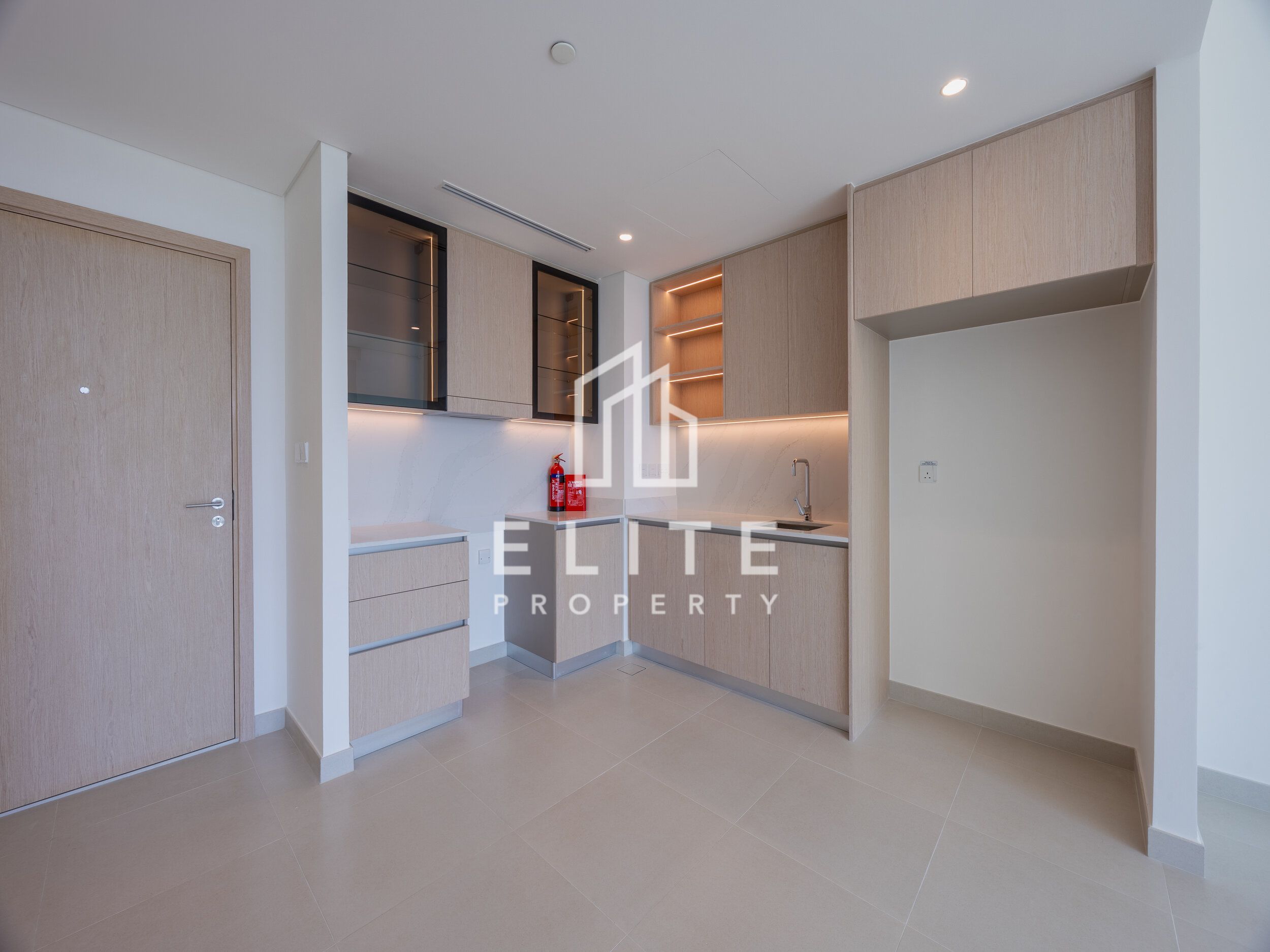 STUNNING GOLF VIEW| AVAILABLE SOON| FLEXIBLE TERMS