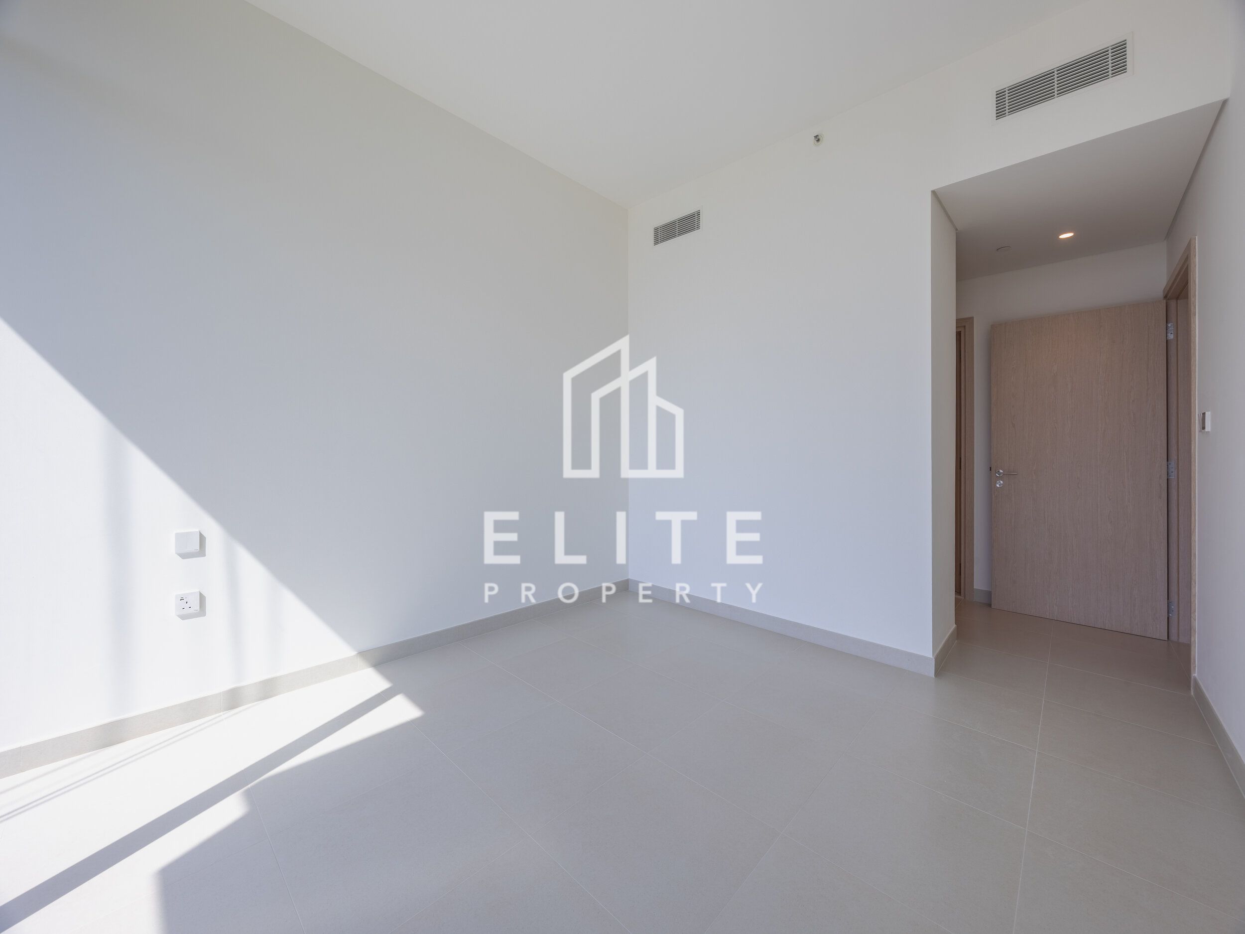 STUNNING GOLF VIEW| AVAILABLE SOON| FLEXIBLE TERMS