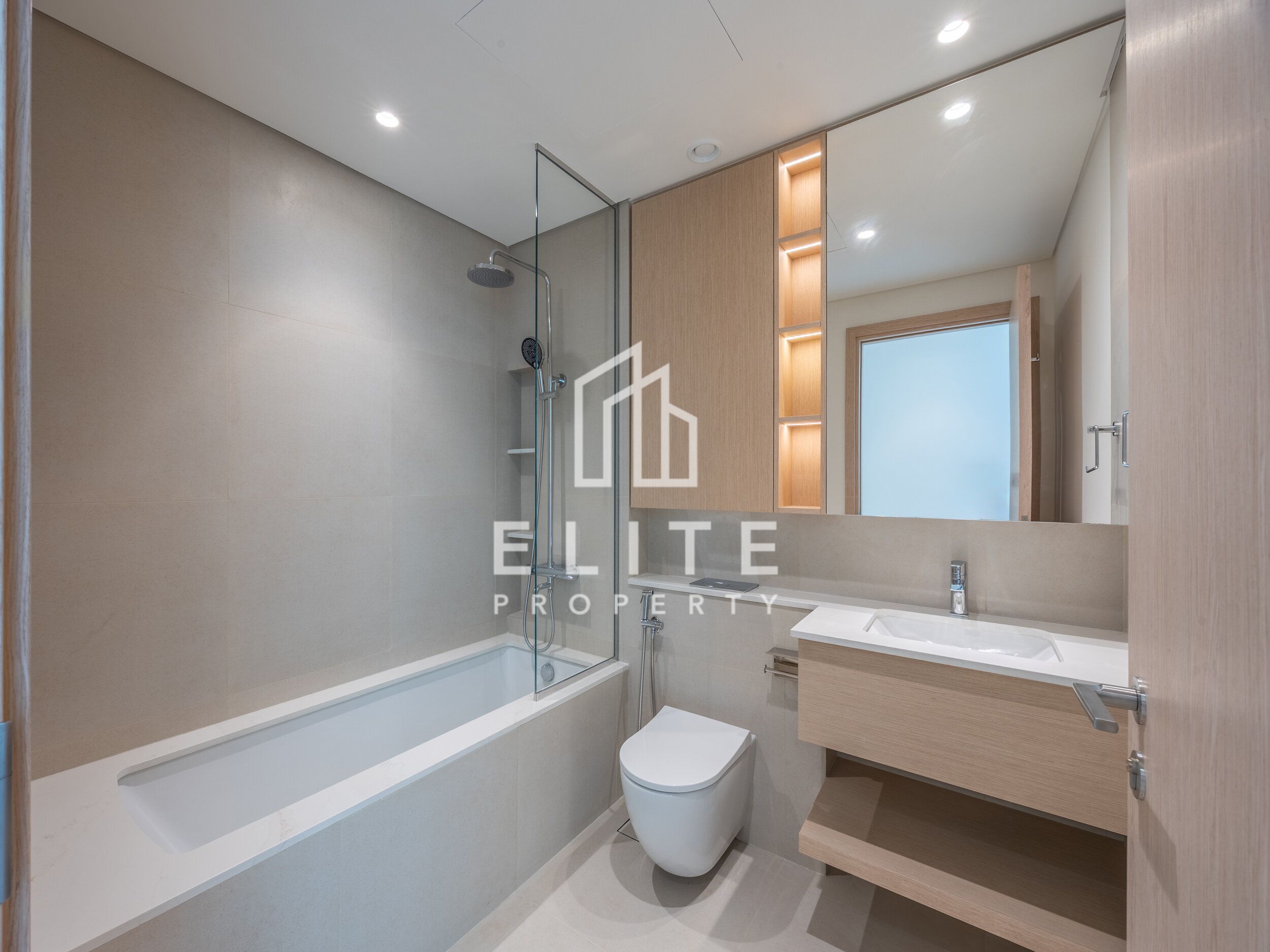 STUNNING GOLF VIEW| AVAILABLE SOON| FLEXIBLE TERMS