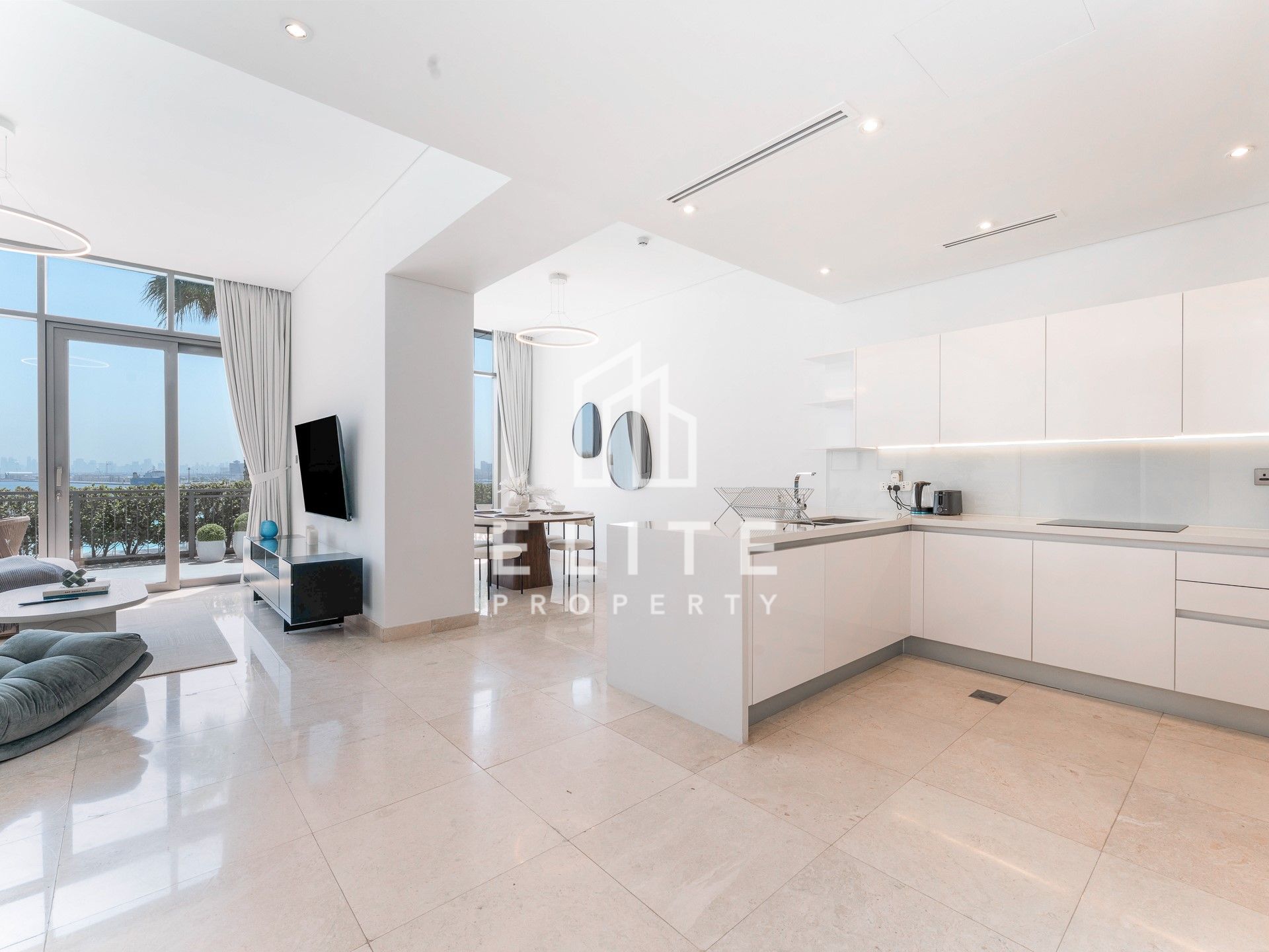 Luxury Waterfront 1BR | With direct Pool Access