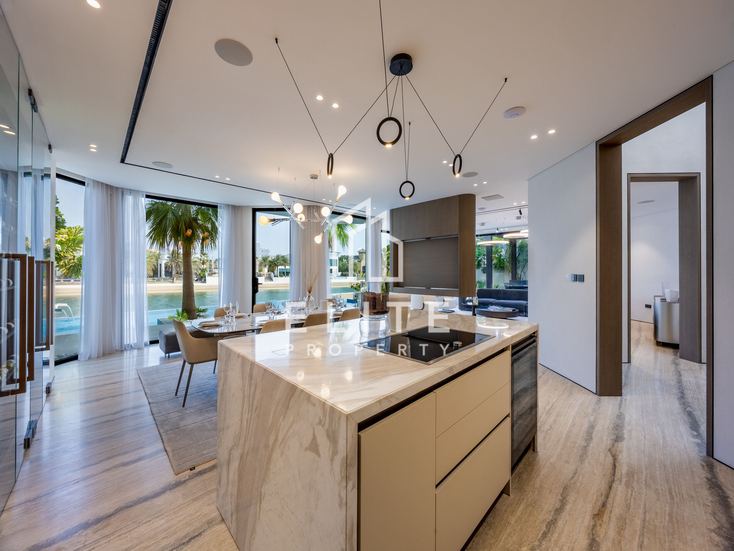 FULLY UPGRADED | EXTENDED PLOT | VACANT