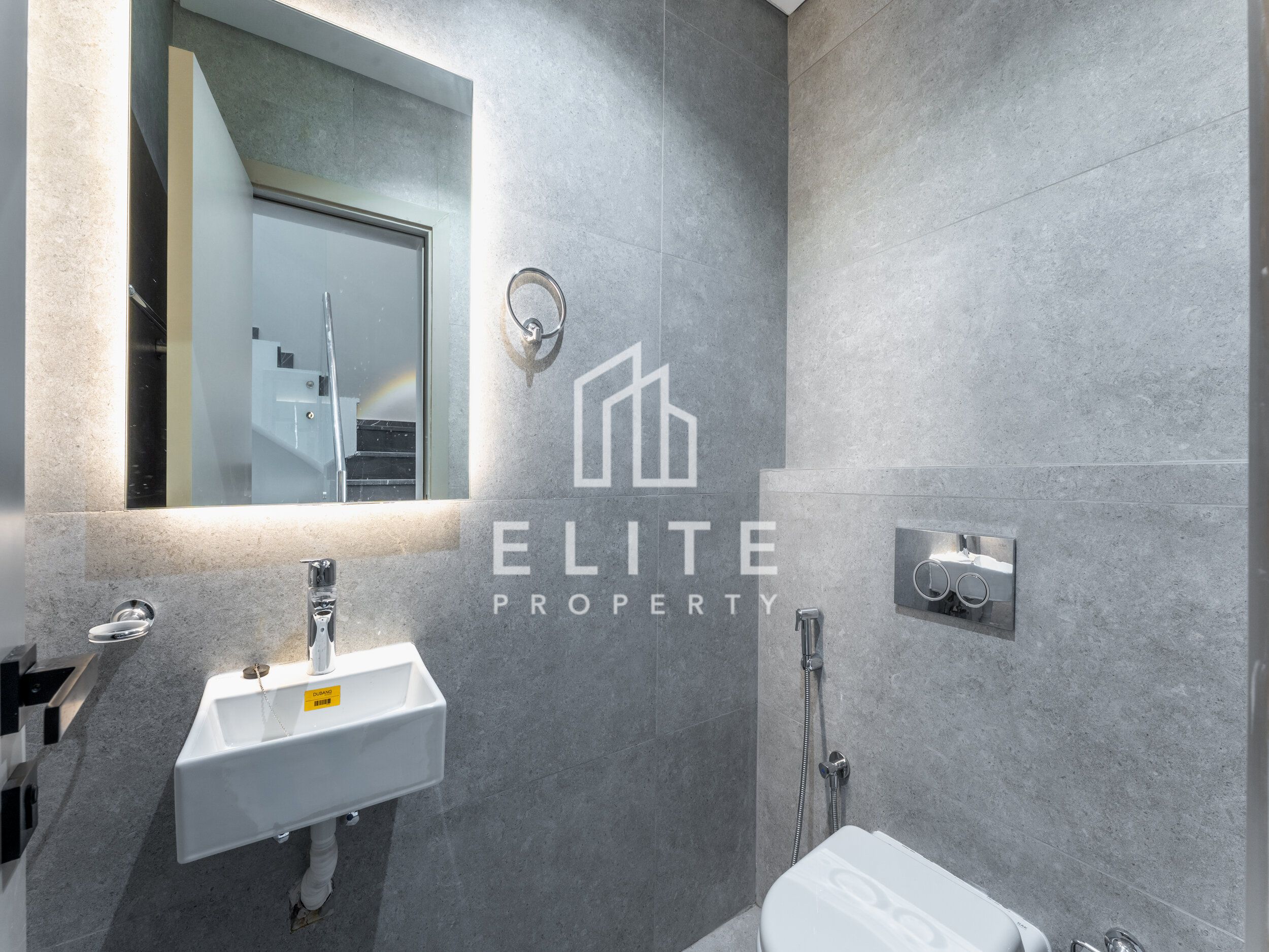 5 TOWNHOUSES | FULLY RENTED | BURJ KHALIFA VIEWS