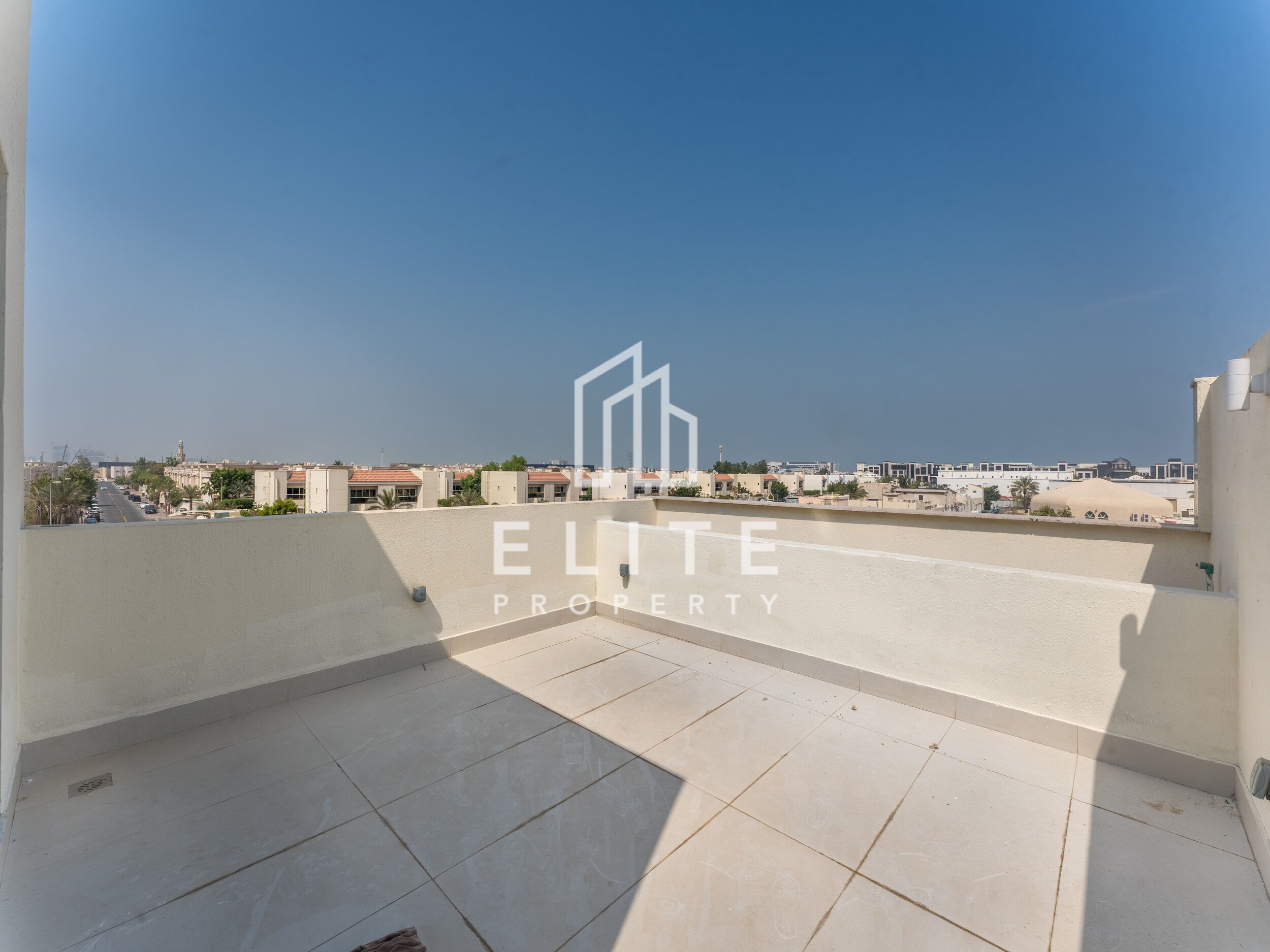 5 TOWNHOUSES | FULLY RENTED | BURJ KHALIFA VIEWS