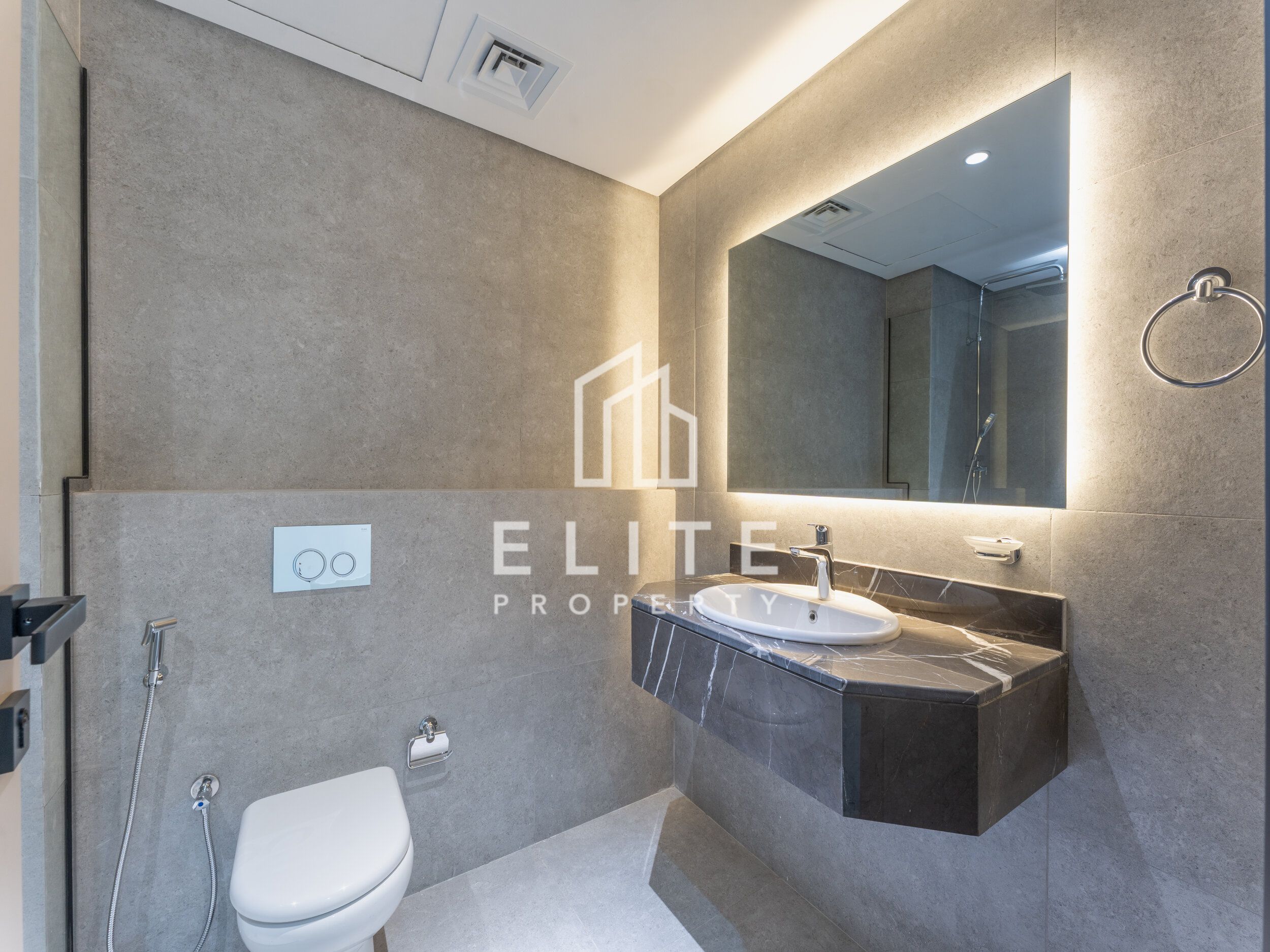 5 TOWNHOUSES | FULLY RENTED | BURJ KHALIFA VIEWS