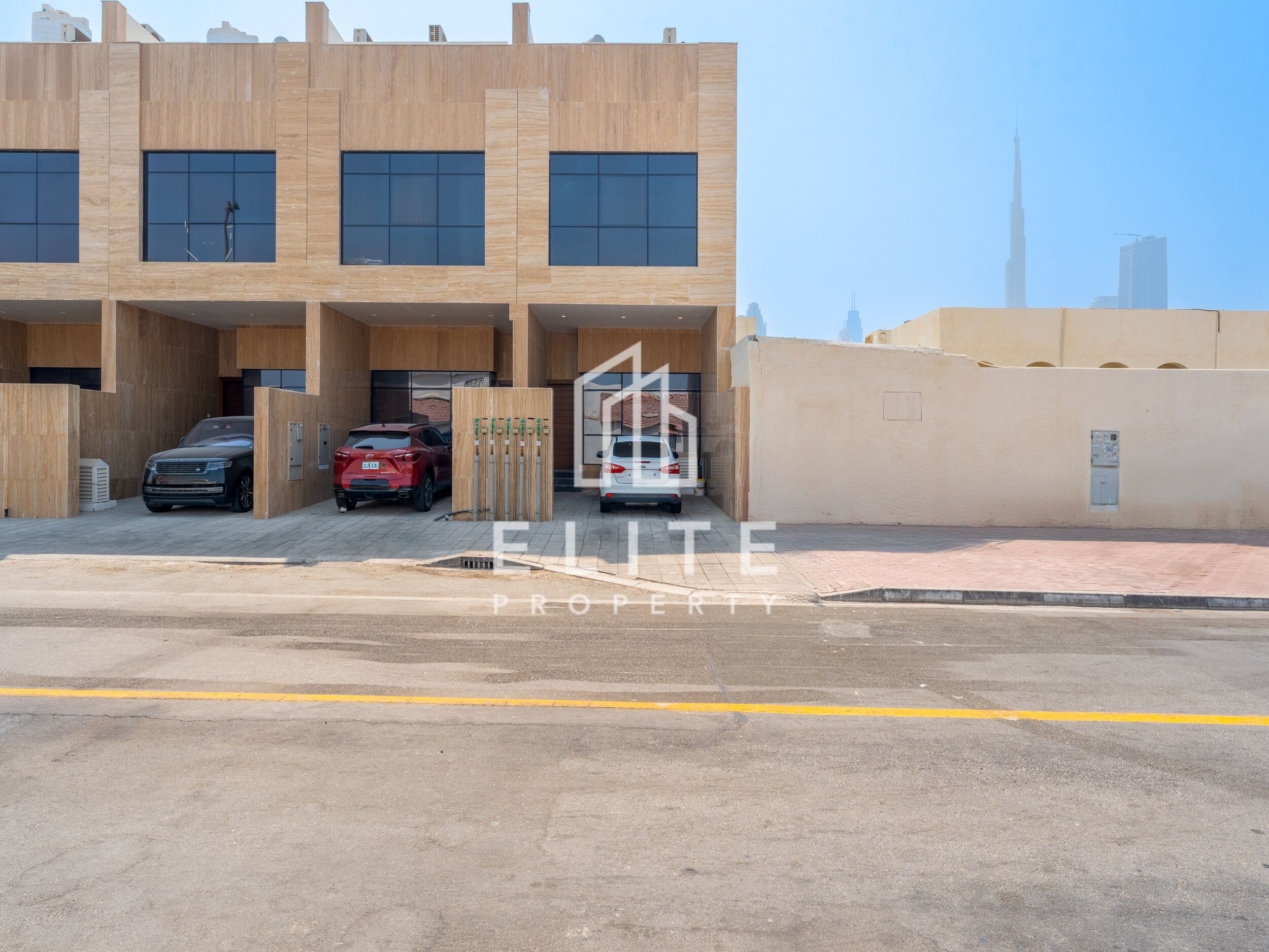 5 TOWNHOUSES | FULLY RENTED | BURJ KHALIFA VIEWS