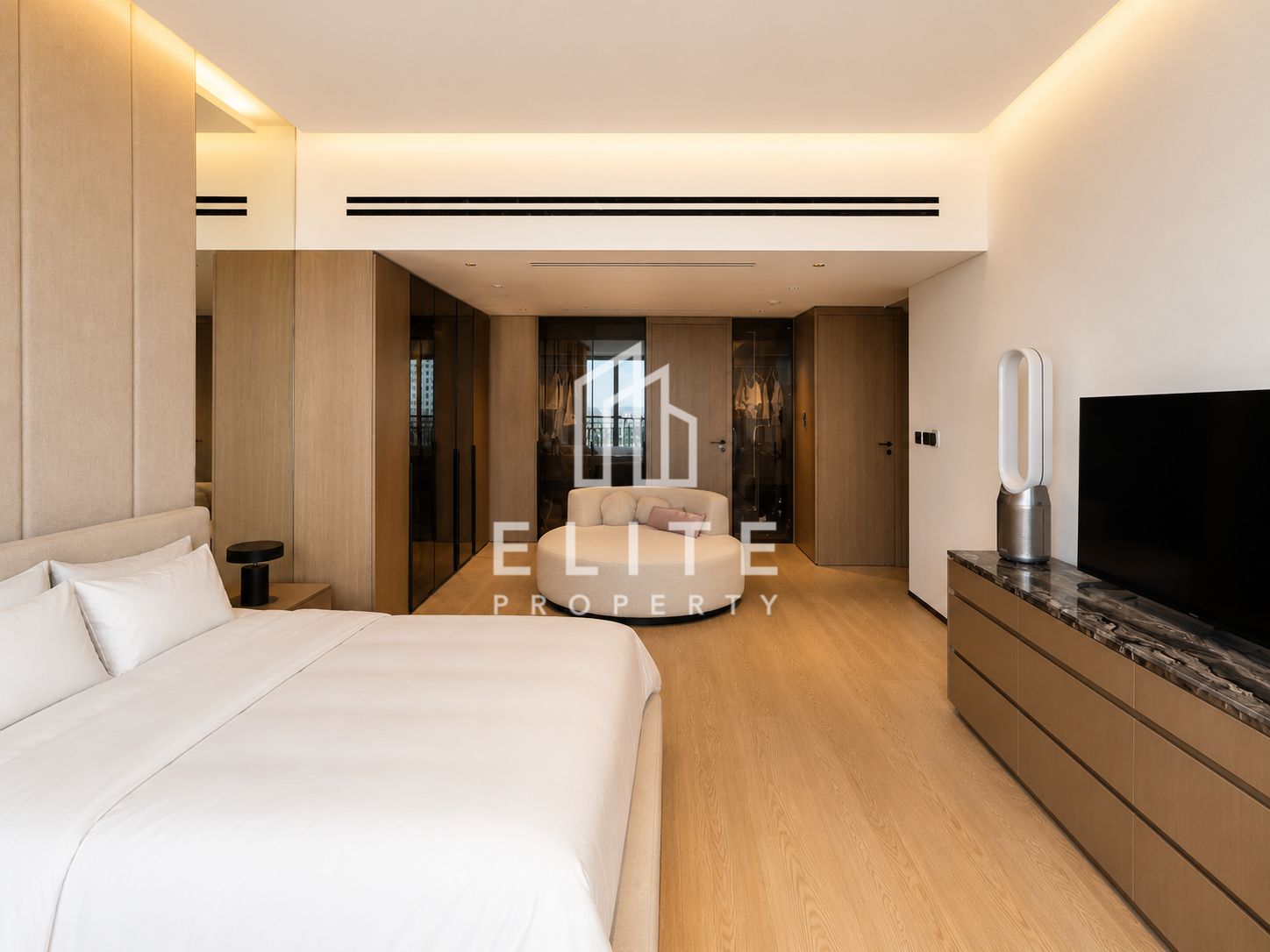 Furnished | Fully Upgraded | Large Layout