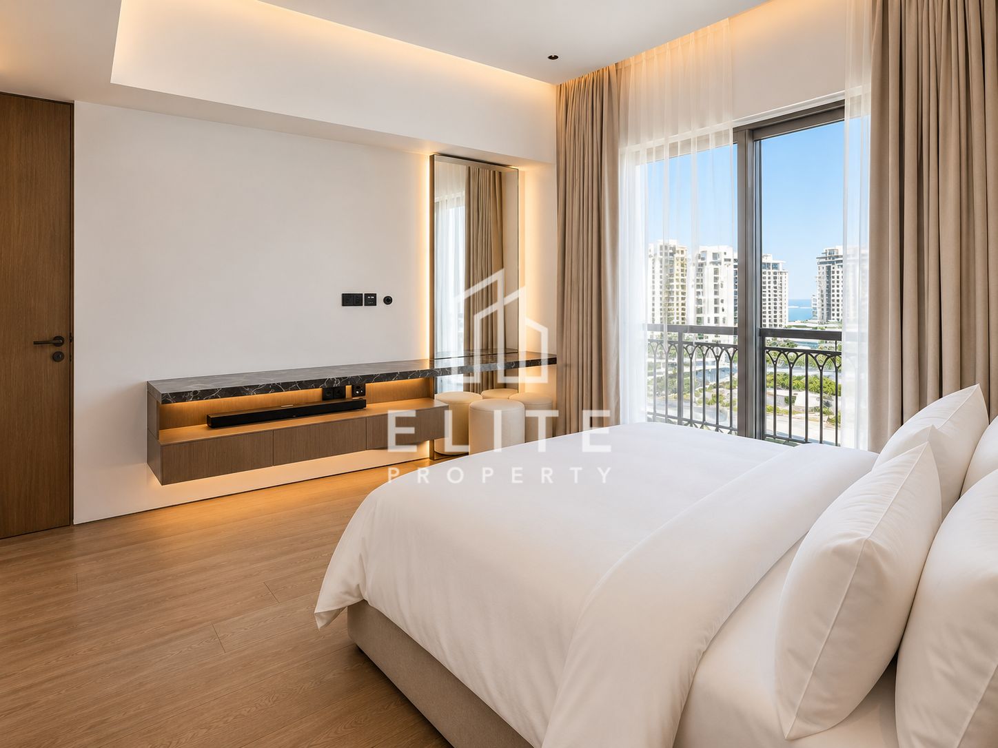 Furnished | Fully Upgraded | Large Layout