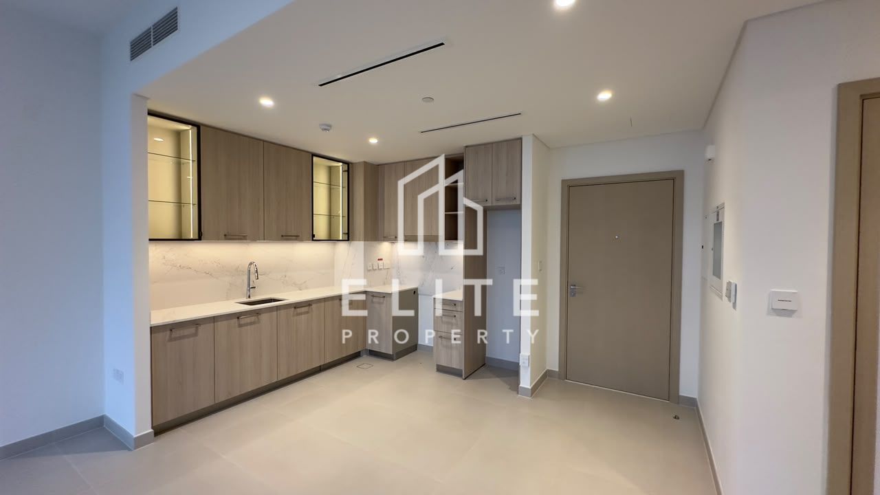 Corner | Flexible Cheques | Boulevard View
