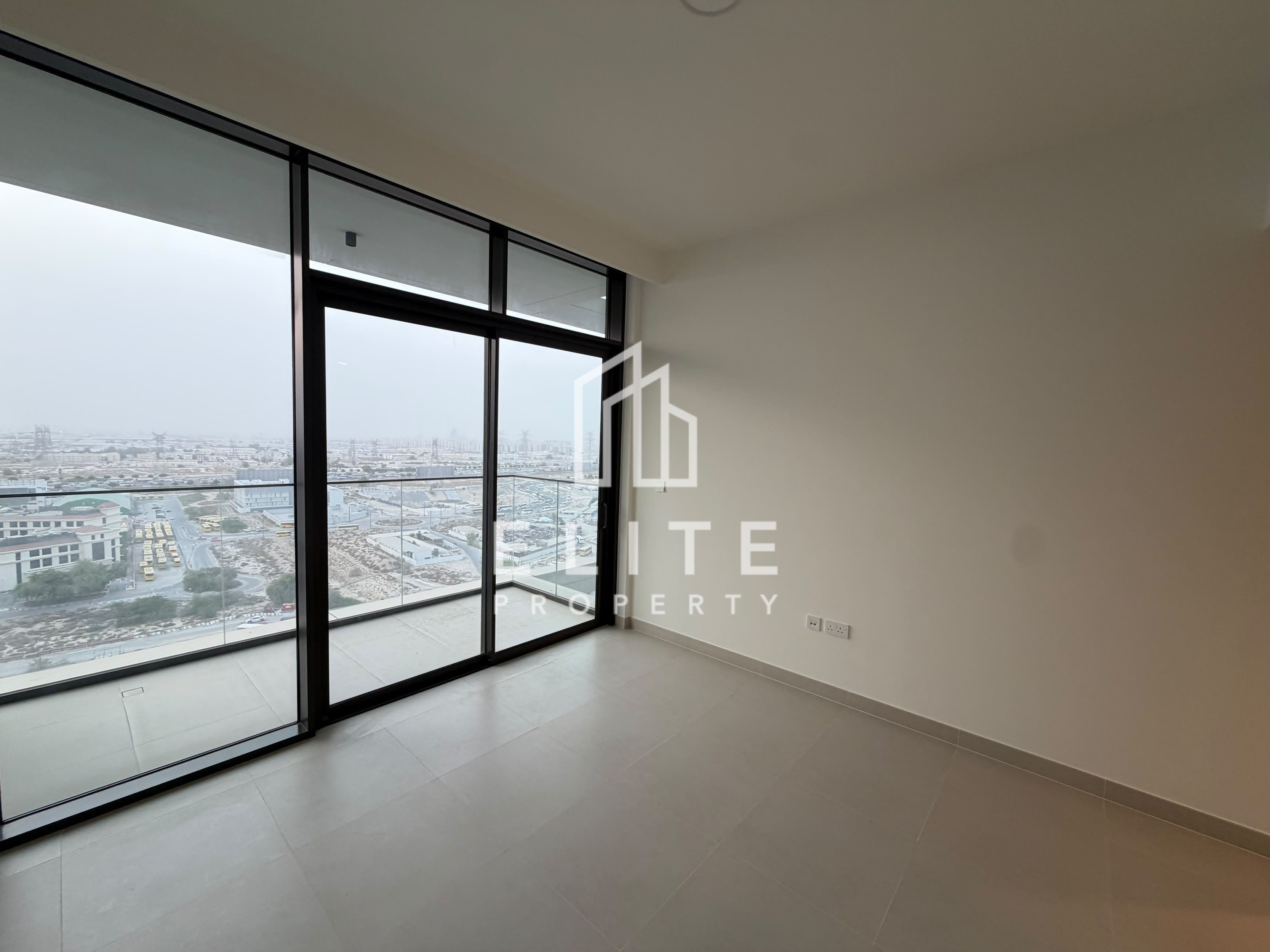 Corner | Flexible Cheques | Boulevard View
