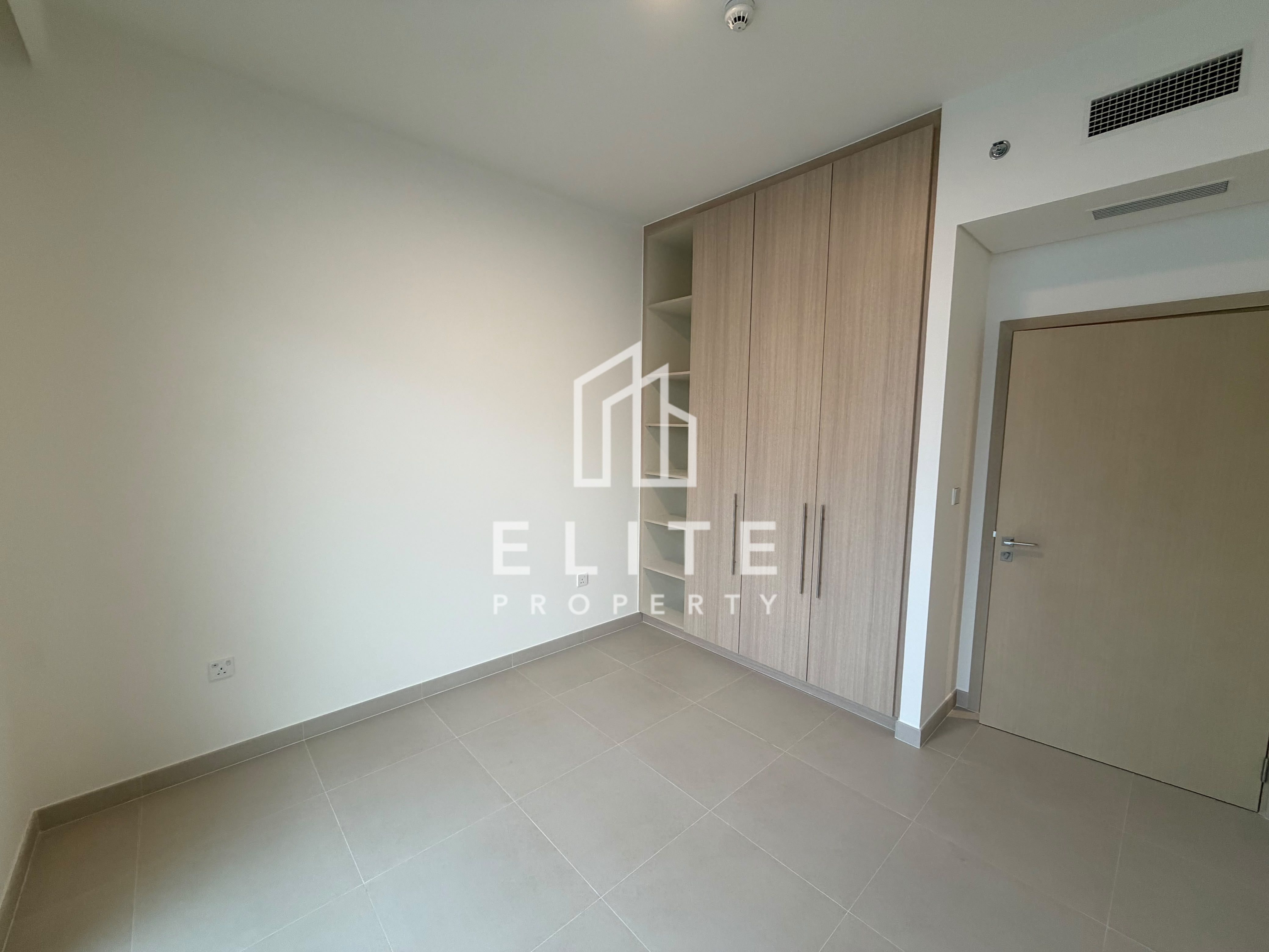 Corner | Flexible Cheques | Boulevard View