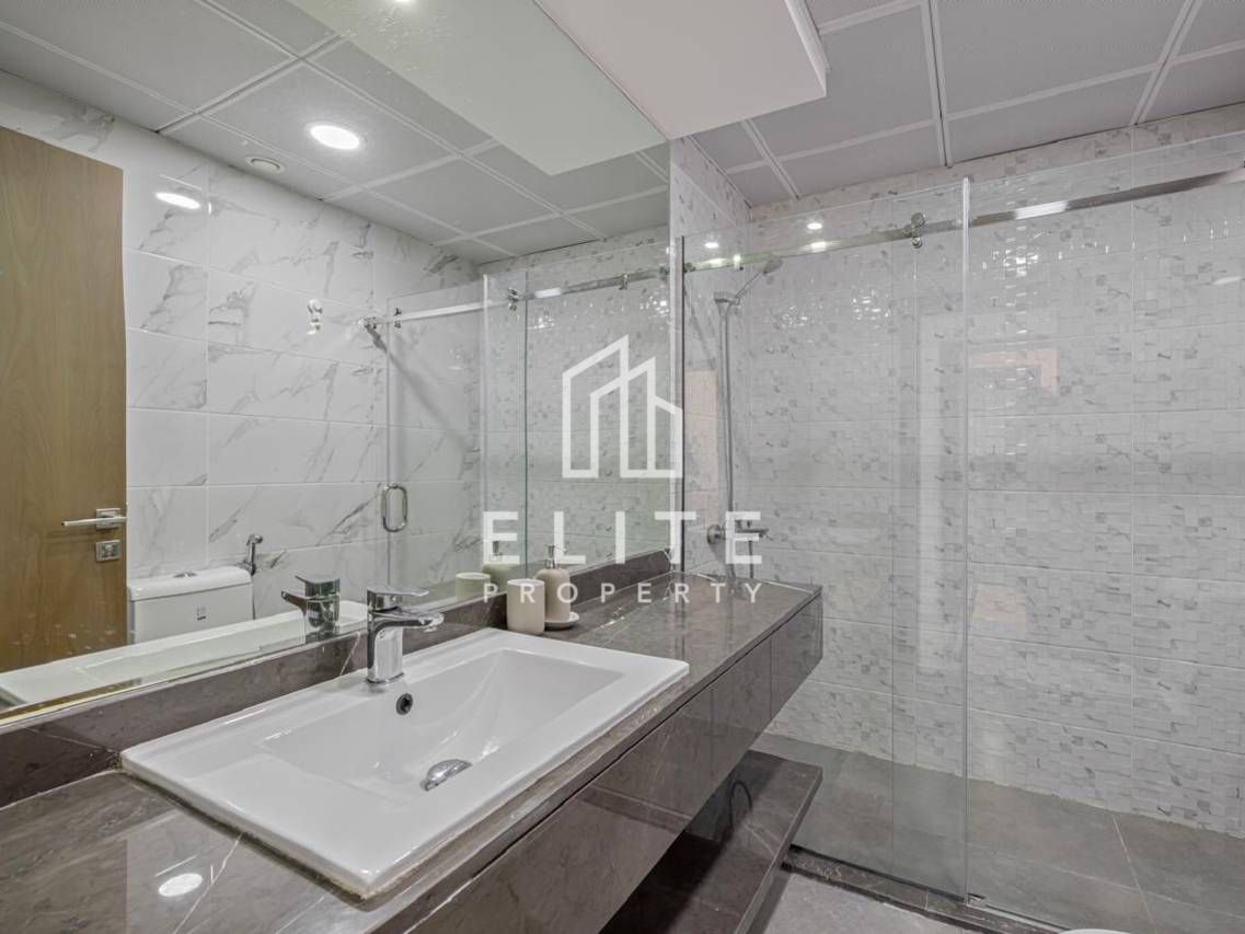 Fully Furnished | Steps from Metro | High Floor