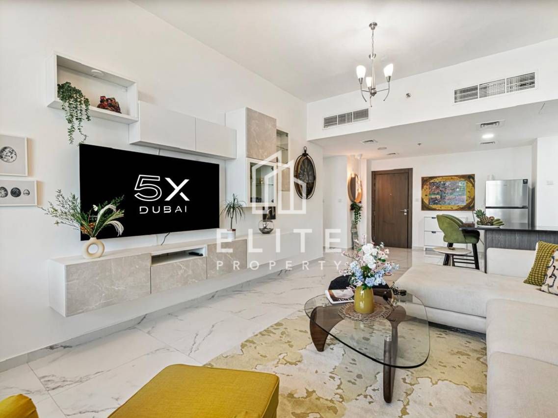 Fully Furnished | Steps from Metro | High Floor