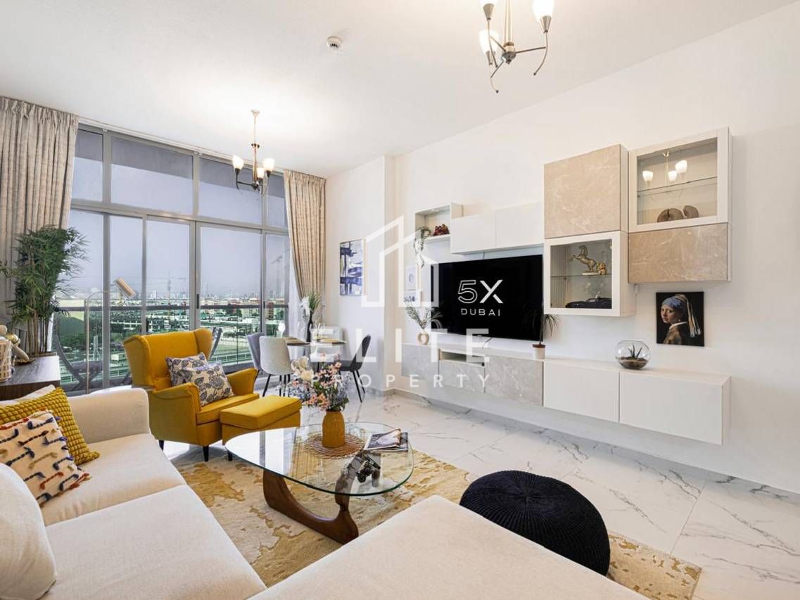 Fully Furnished | Steps from Metro | High Floor
