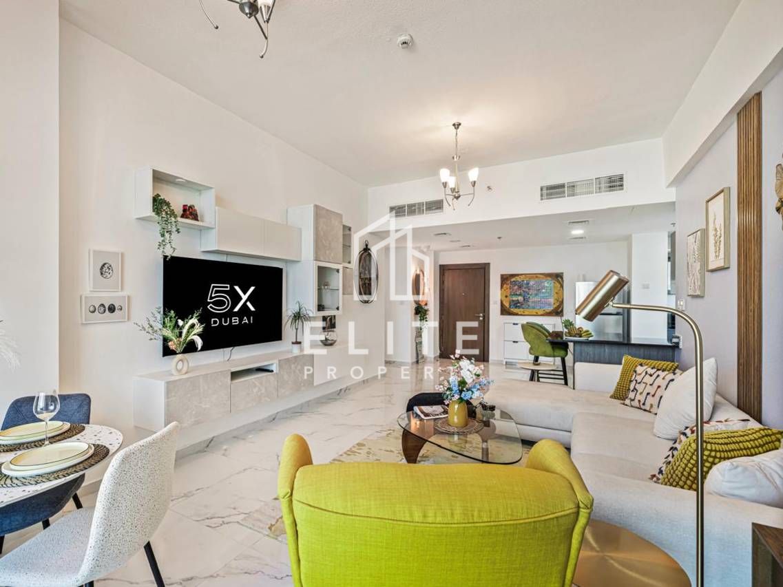 Fully Furnished | Steps from Metro | High Floor