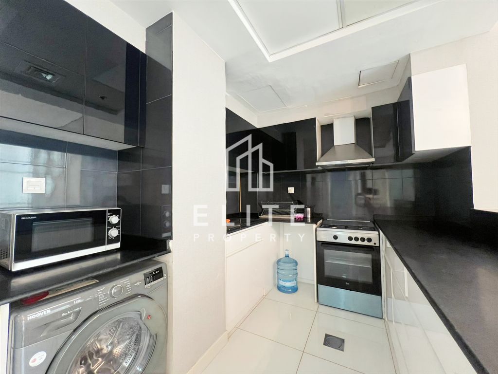 FULLY FURNISHED, AVAILABLE NOW, HIGHLY MAINTAINED