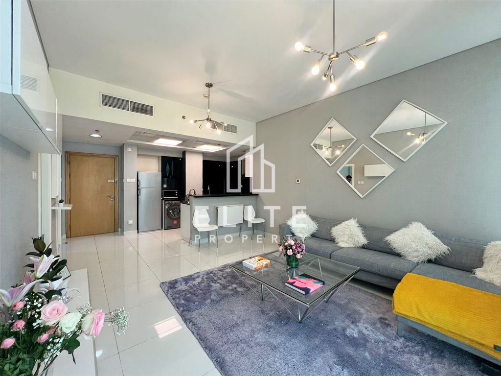 FULLY FURNISHED, AVAILABLE NOW, HIGHLY MAINTAINED