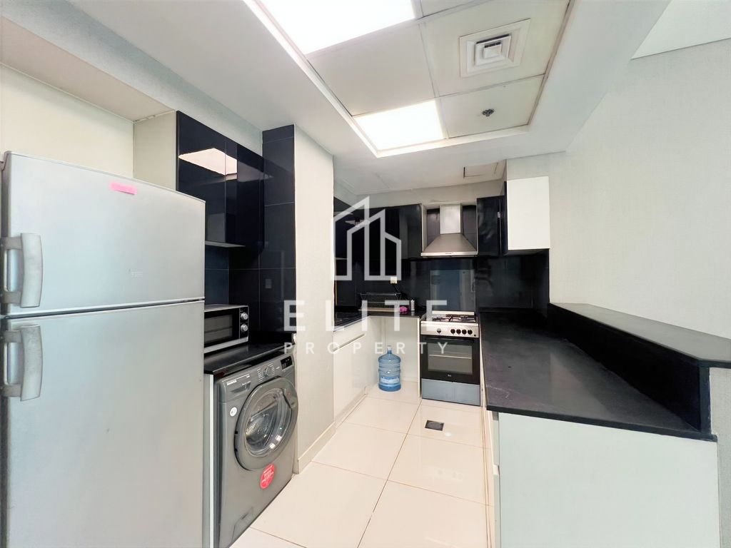 FULLY FURNISHED, AVAILABLE NOW, HIGHLY MAINTAINED