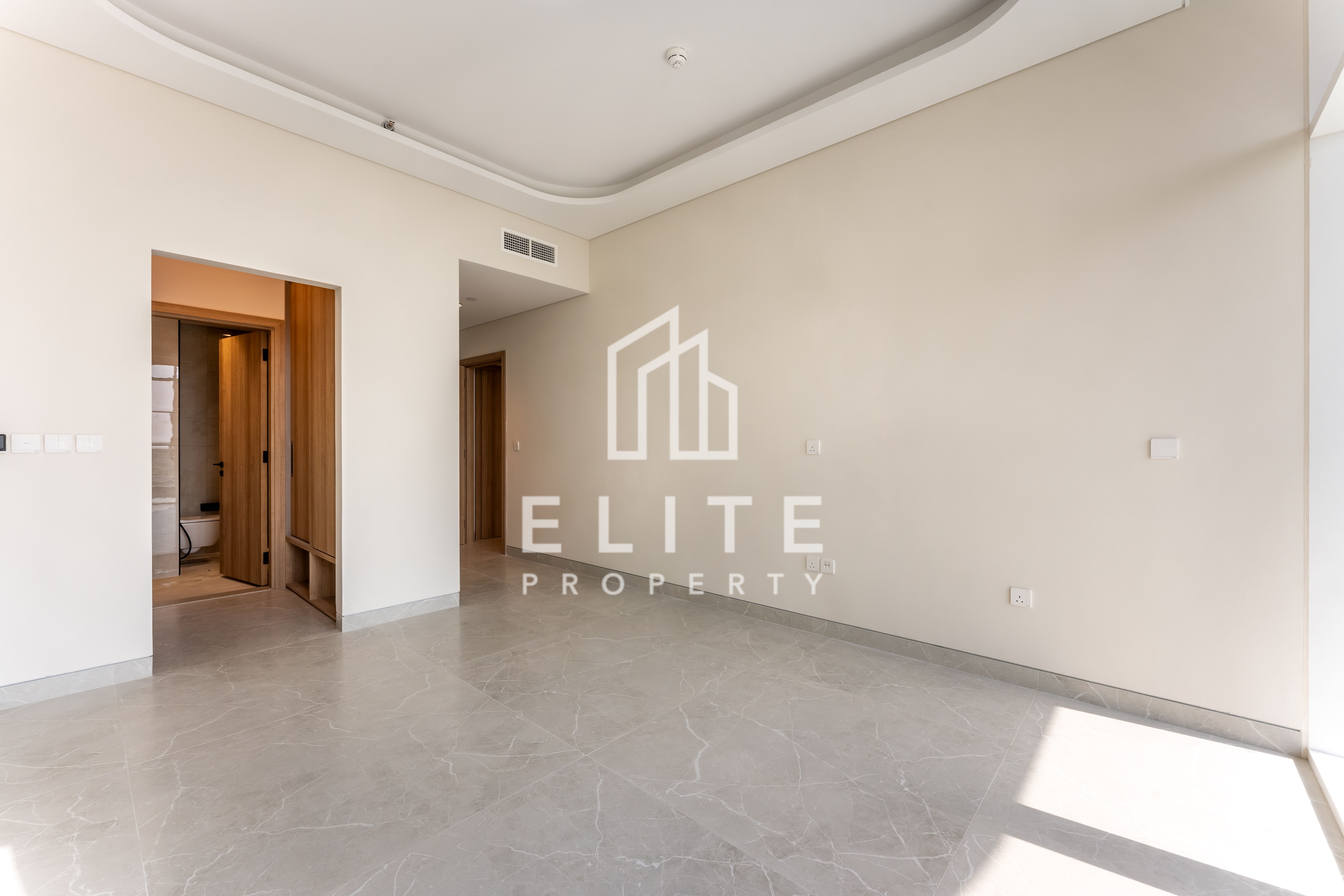 GOLF & VILLA VIEW I FLEXIBLE CHEQUES I BRAND NEW