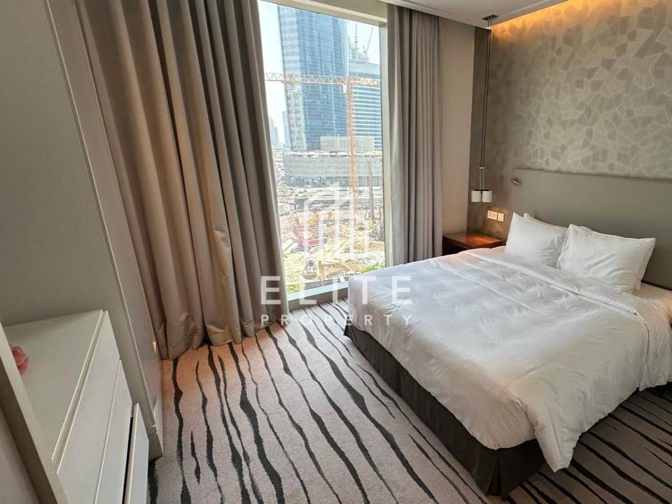 AVAILABLE NOW, FULLY FURNISHED, HIGHLY MAINTAINED