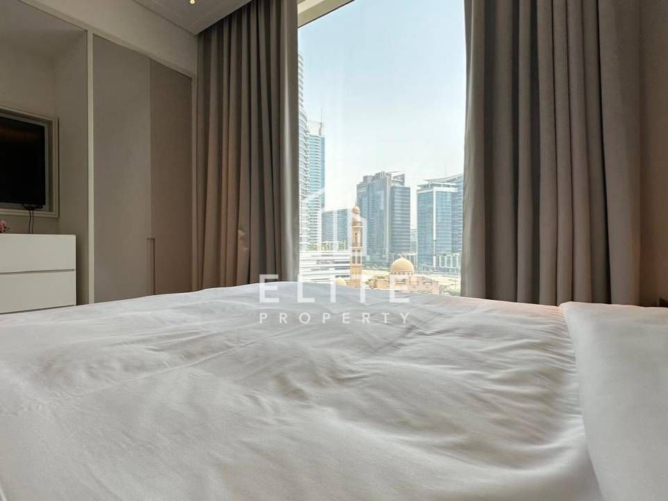 AVAILABLE NOW, FULLY FURNISHED, HIGHLY MAINTAINED