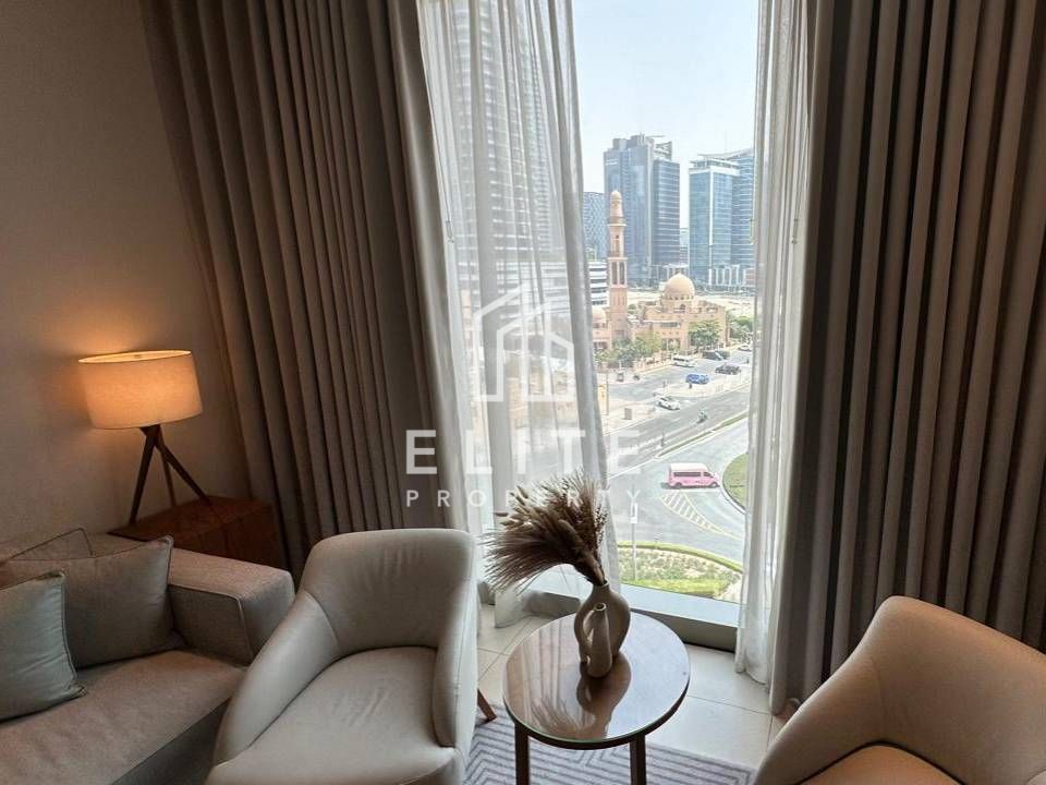 AVAILABLE NOW, FULLY FURNISHED, HIGHLY MAINTAINED