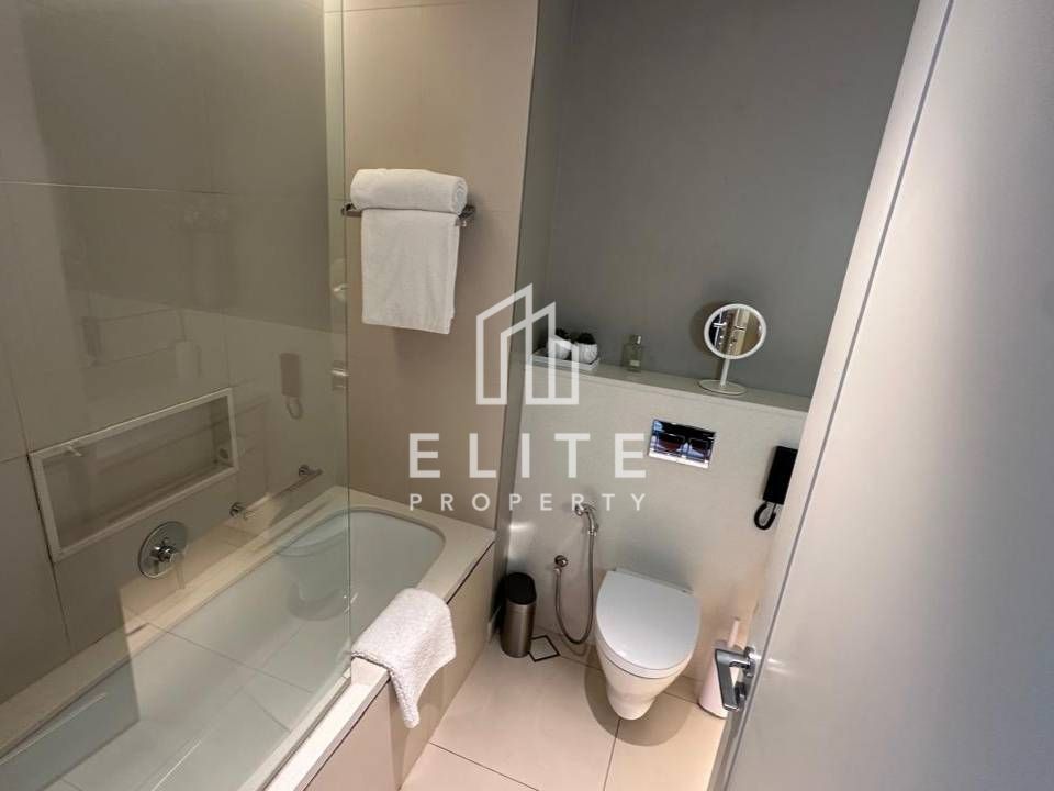 AVAILABLE NOW, FULLY FURNISHED, HIGHLY MAINTAINED