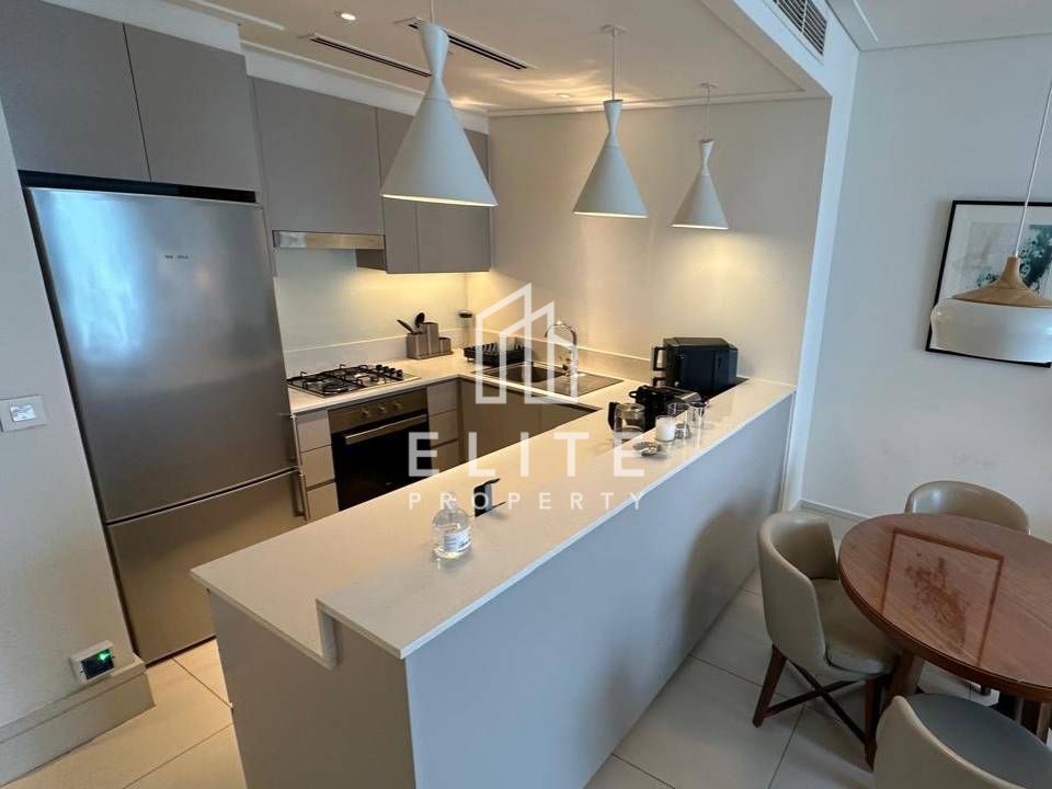 AVAILABLE NOW, FULLY FURNISHED, HIGHLY MAINTAINED