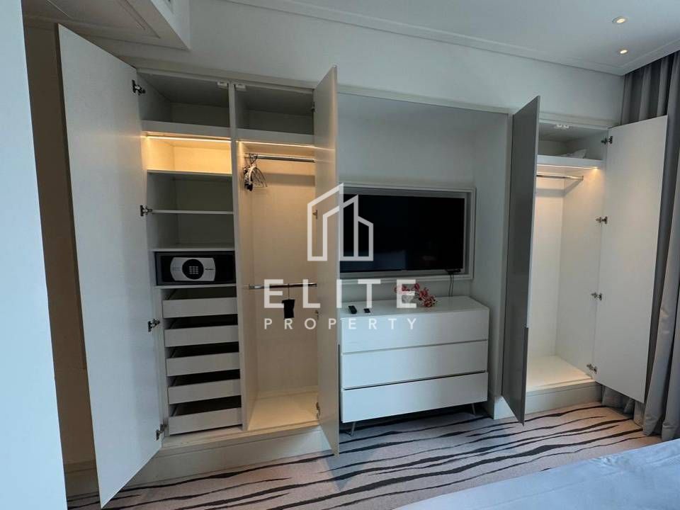 AVAILABLE NOW, FULLY FURNISHED, HIGHLY MAINTAINED