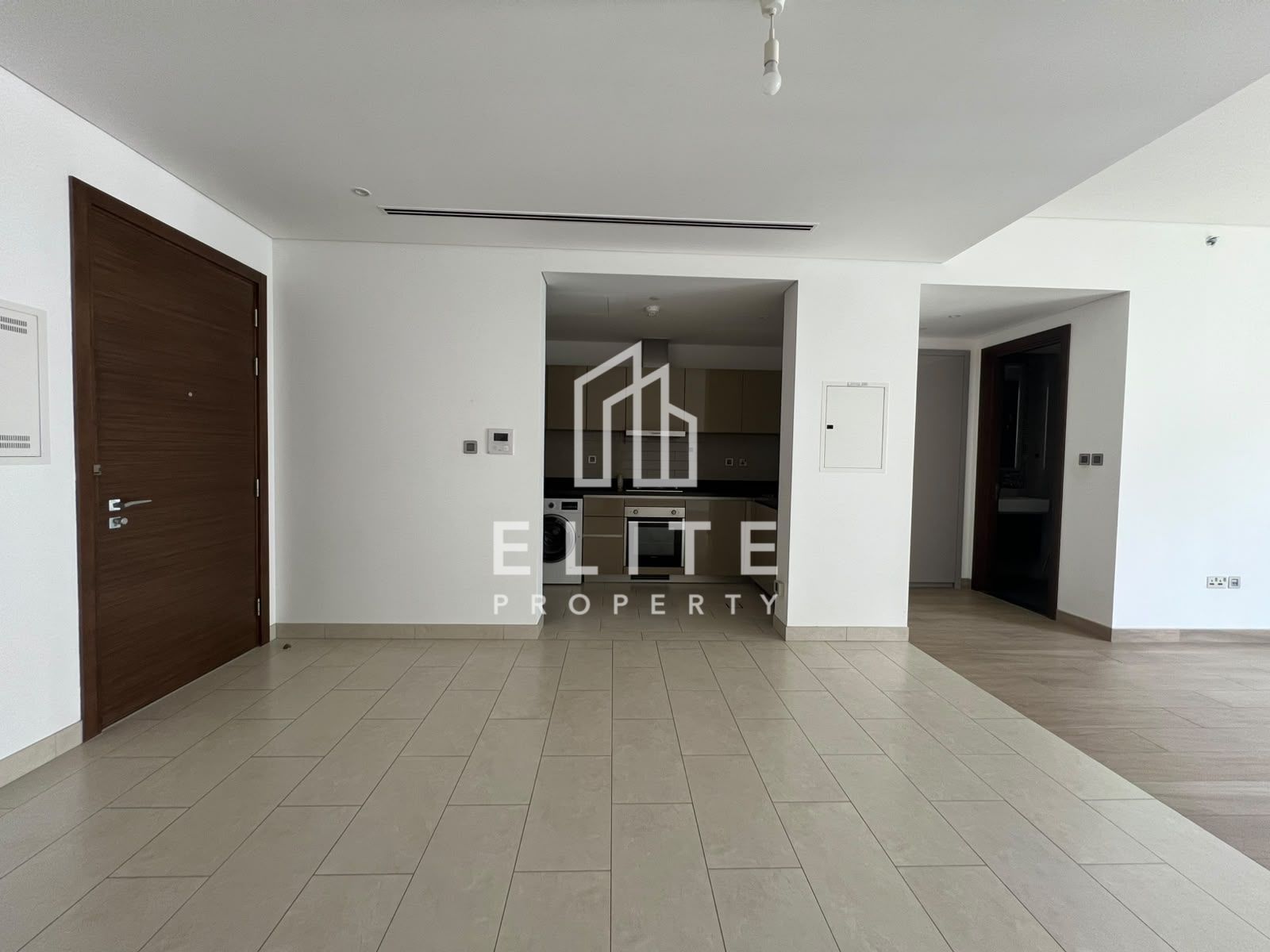 SPACIOUS LAYOUT | HIGHLY MAINTAINED | MOVE IN NOW