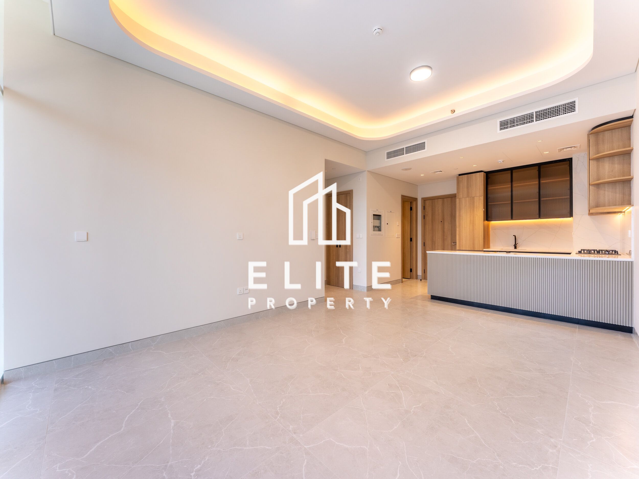 Golf & Villa View I Spacious I Brand New & Vacant
