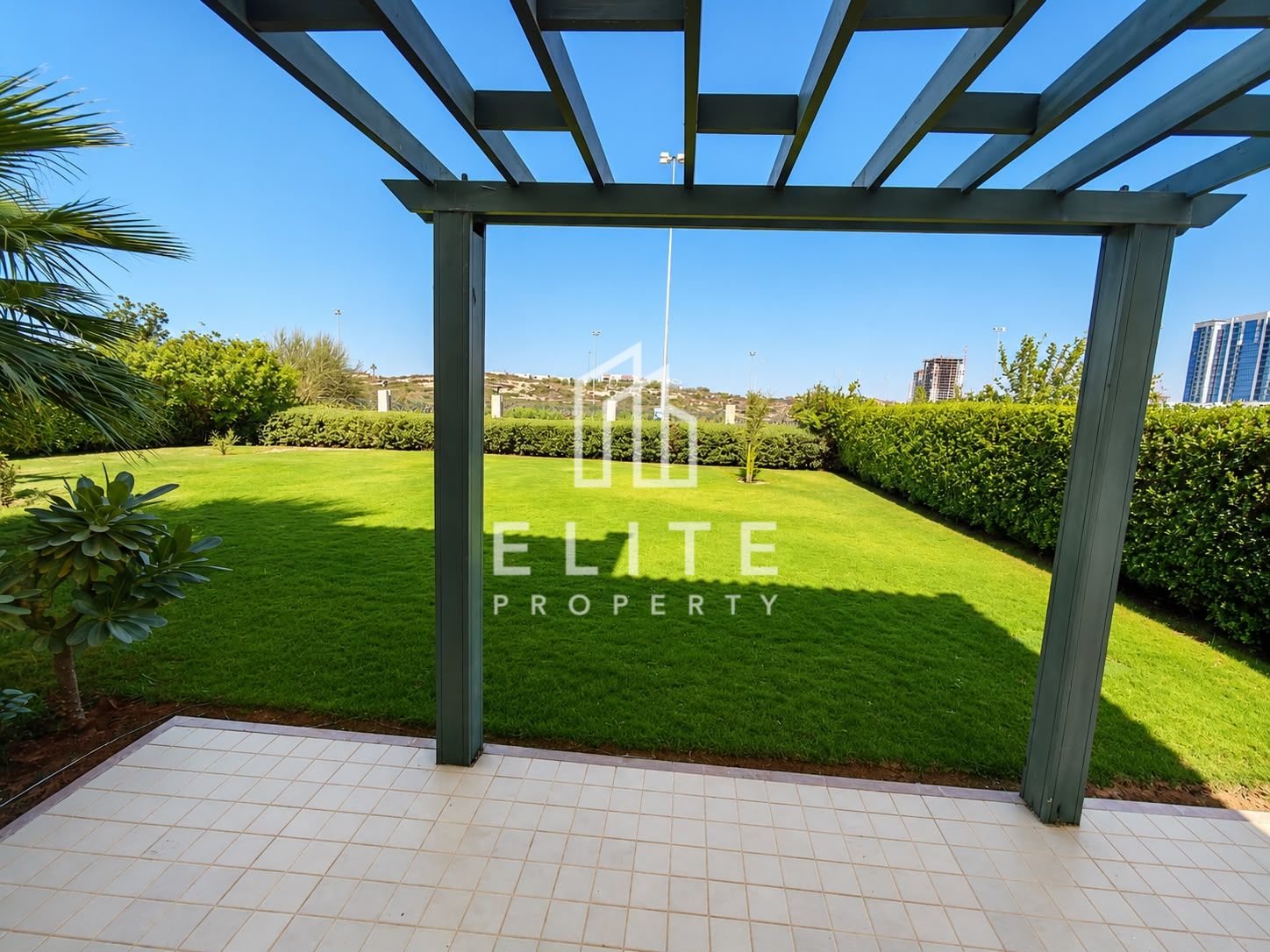 Spacious 4 Bed Family Home | Large Garden