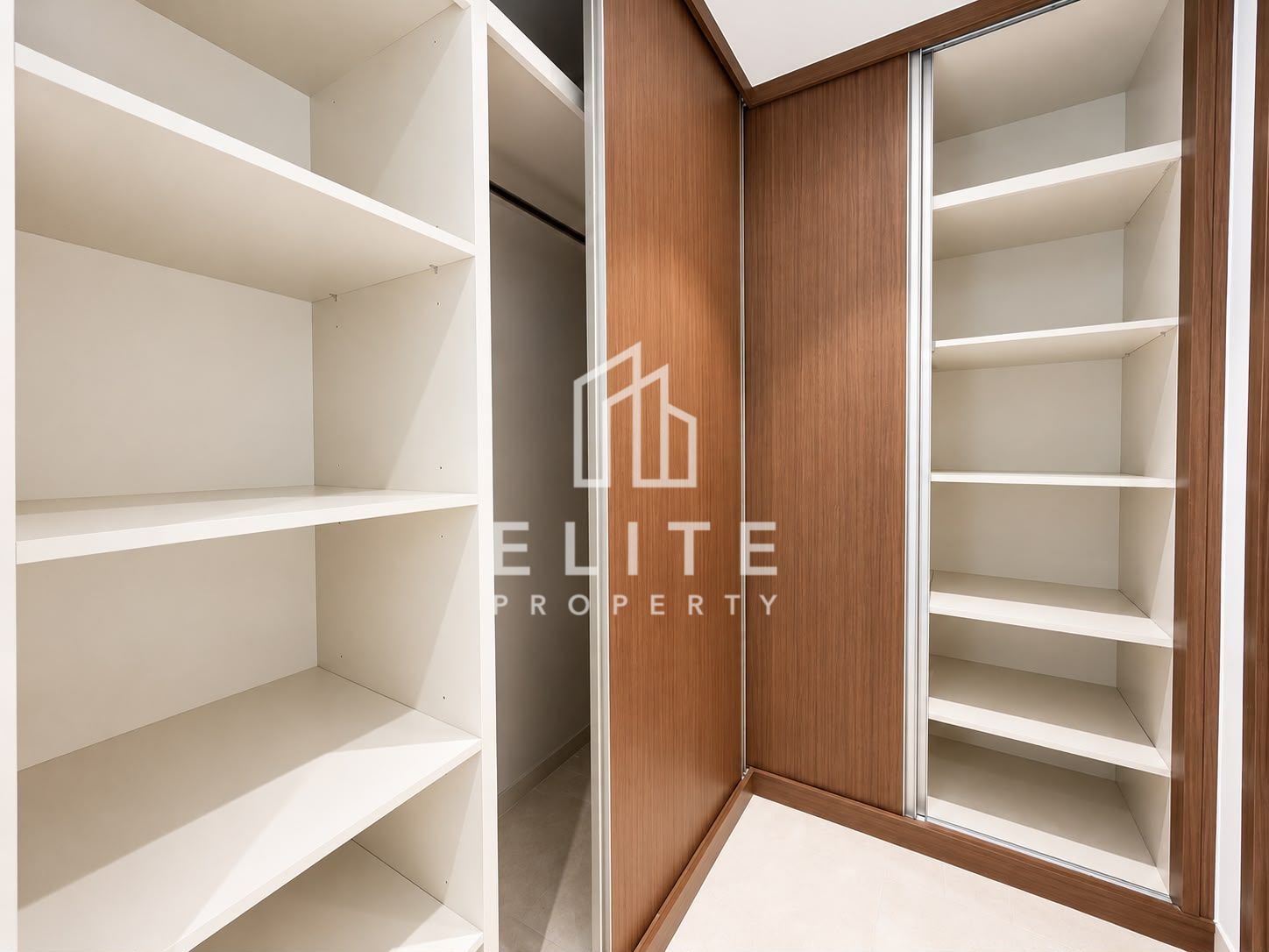 MID FLOOR| MARINA VIEW  | VACANT
