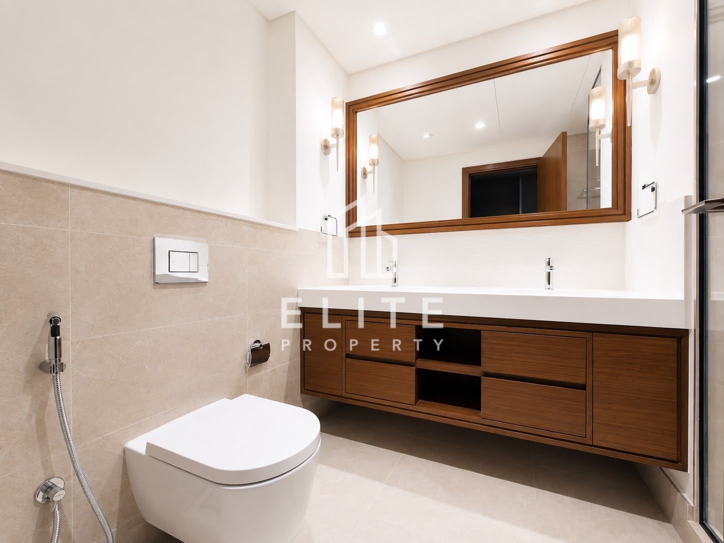 MID FLOOR| MARINA VIEW  | VACANT