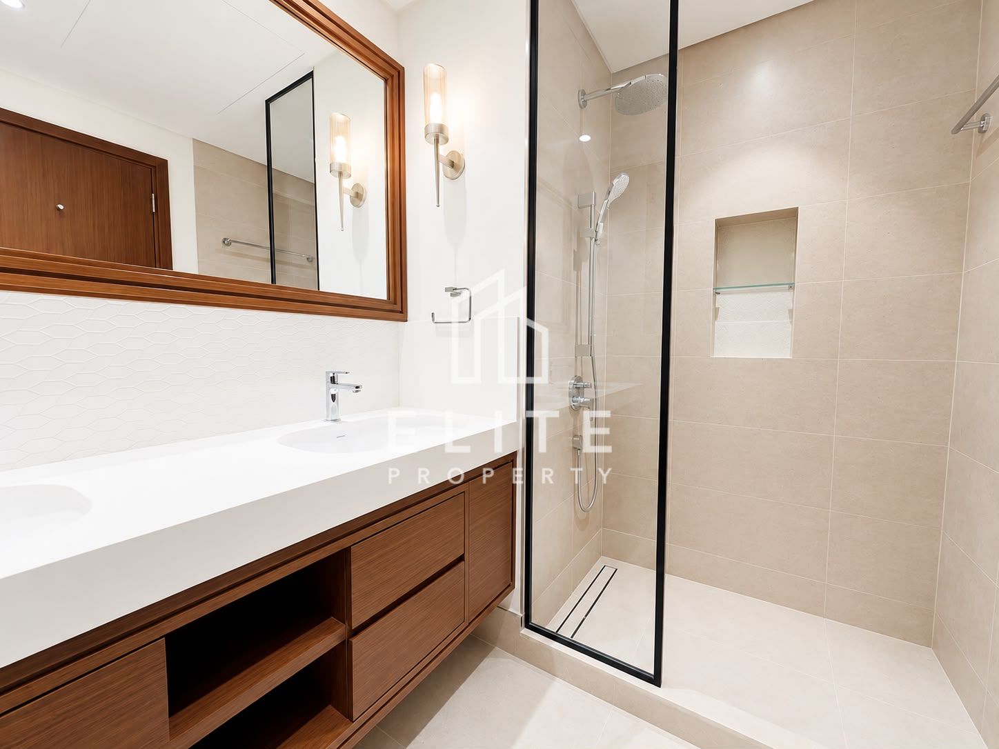 MID FLOOR| MARINA VIEW  | VACANT