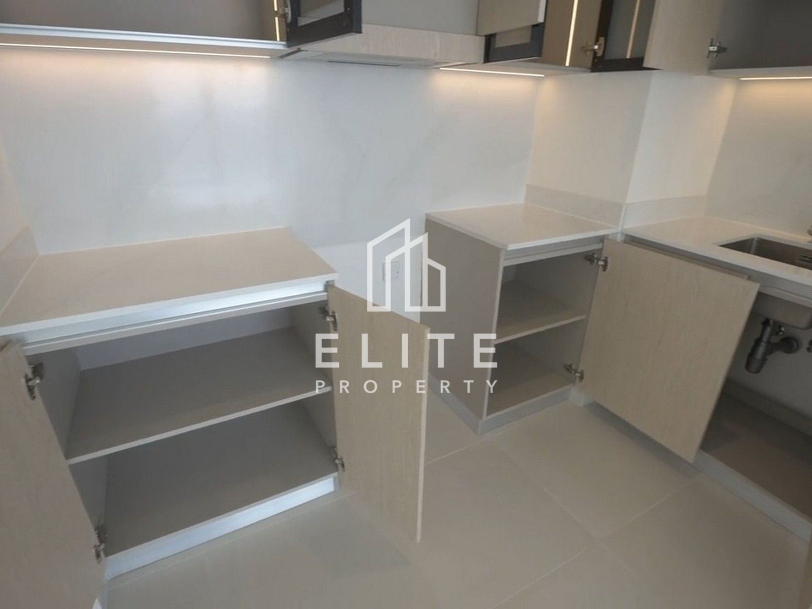 High Floor | Prime View | Ready and Available