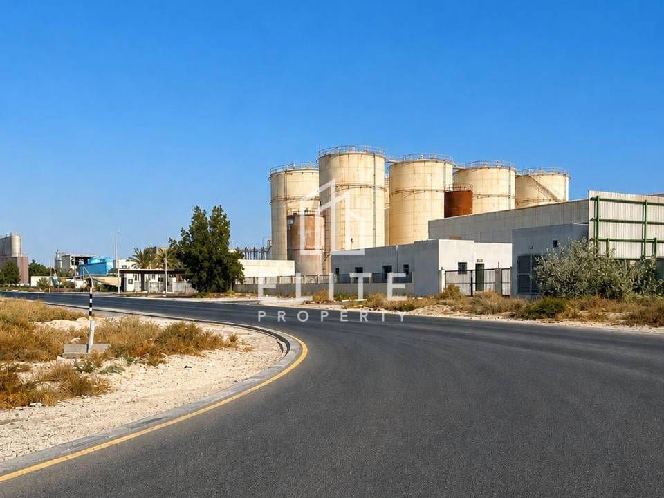 50% Completed Oil and Petroleum production plant located in Hamriyah Zone 1. For sale as 100% completed AED 28,500,000 / $7,7600,000