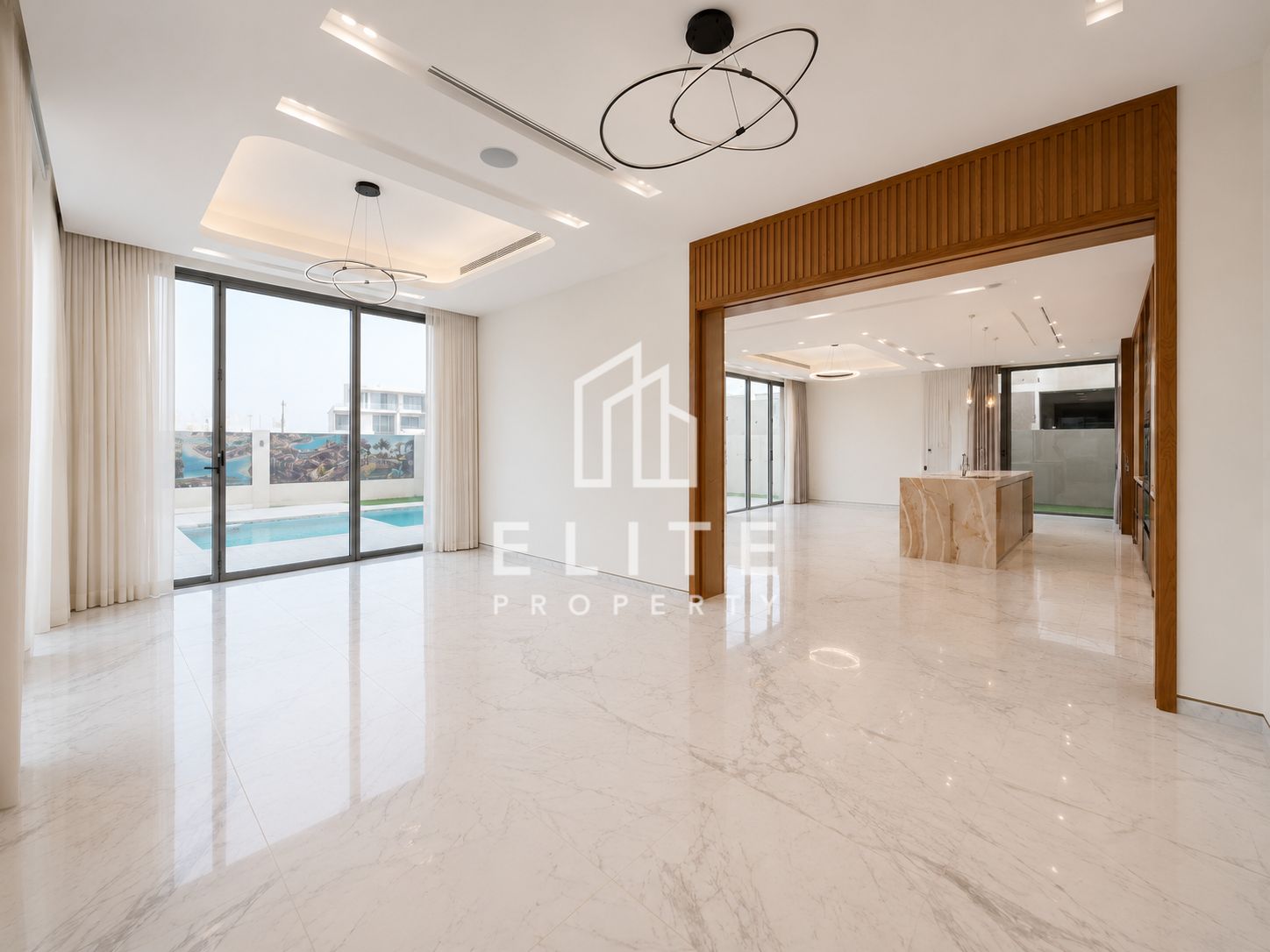 Lagoon Facing | Corner Plot | Luxury Mansion