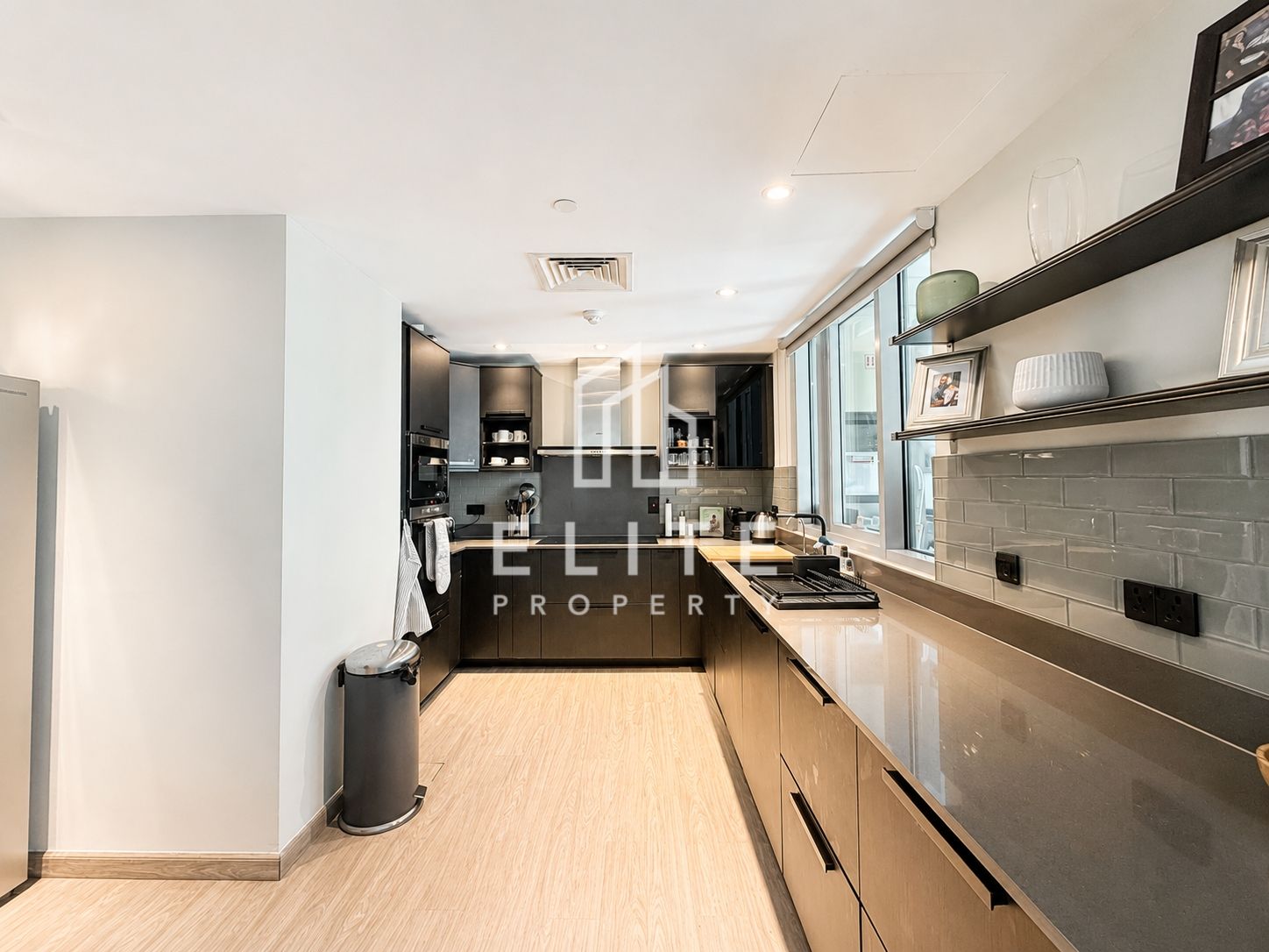 SPACIOUS LAYOUT, UPGRADED, FURNISHED / UNFURNISHED