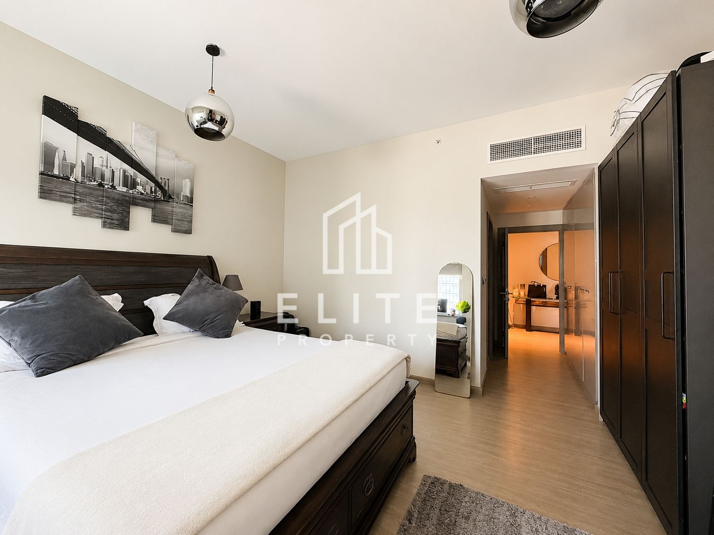 SPACIOUS LAYOUT, UPGRADED, FURNISHED / UNFURNISHED